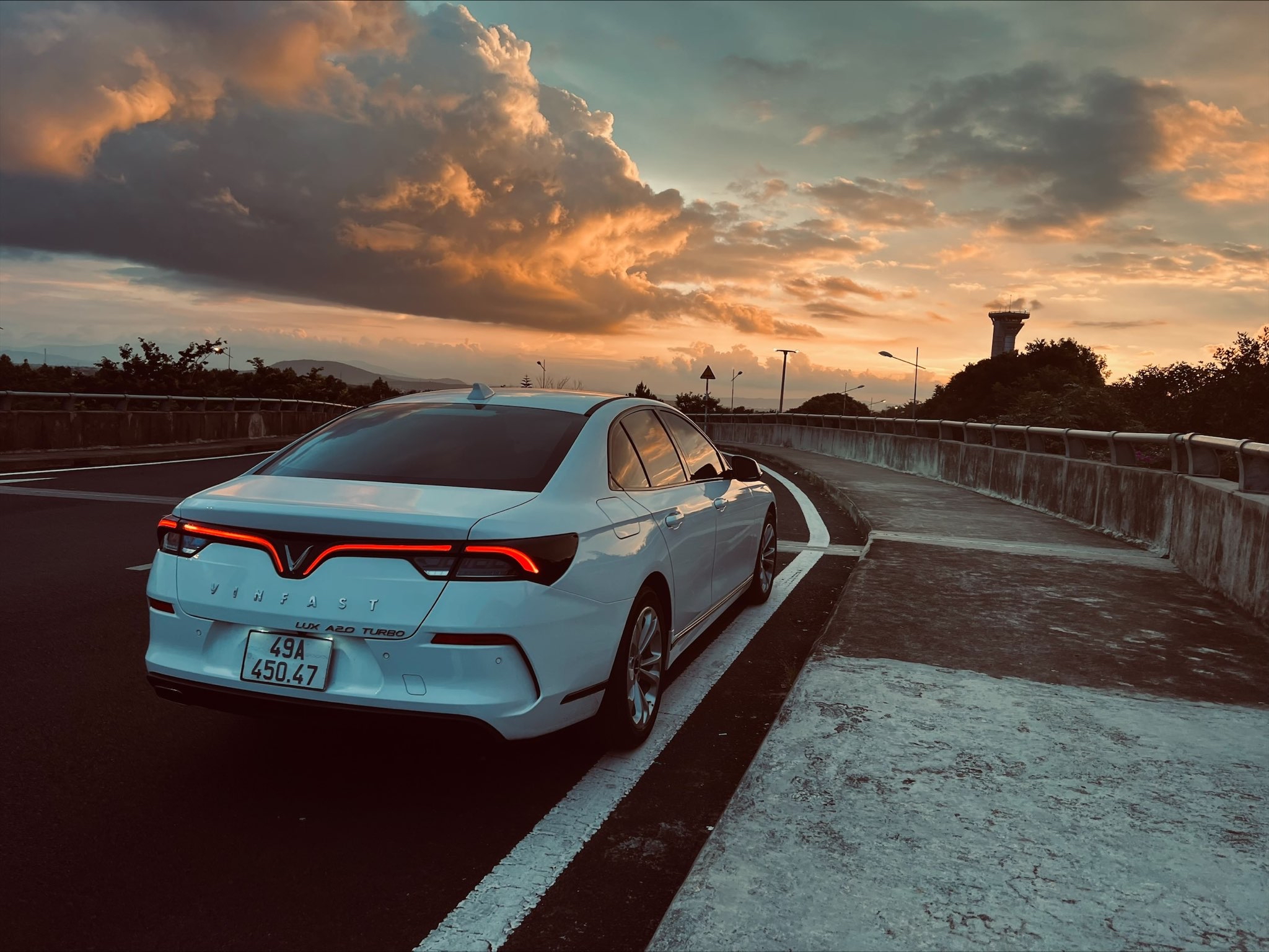 4D1000F1-9593-47BB-8707-FA7B3DC0574A