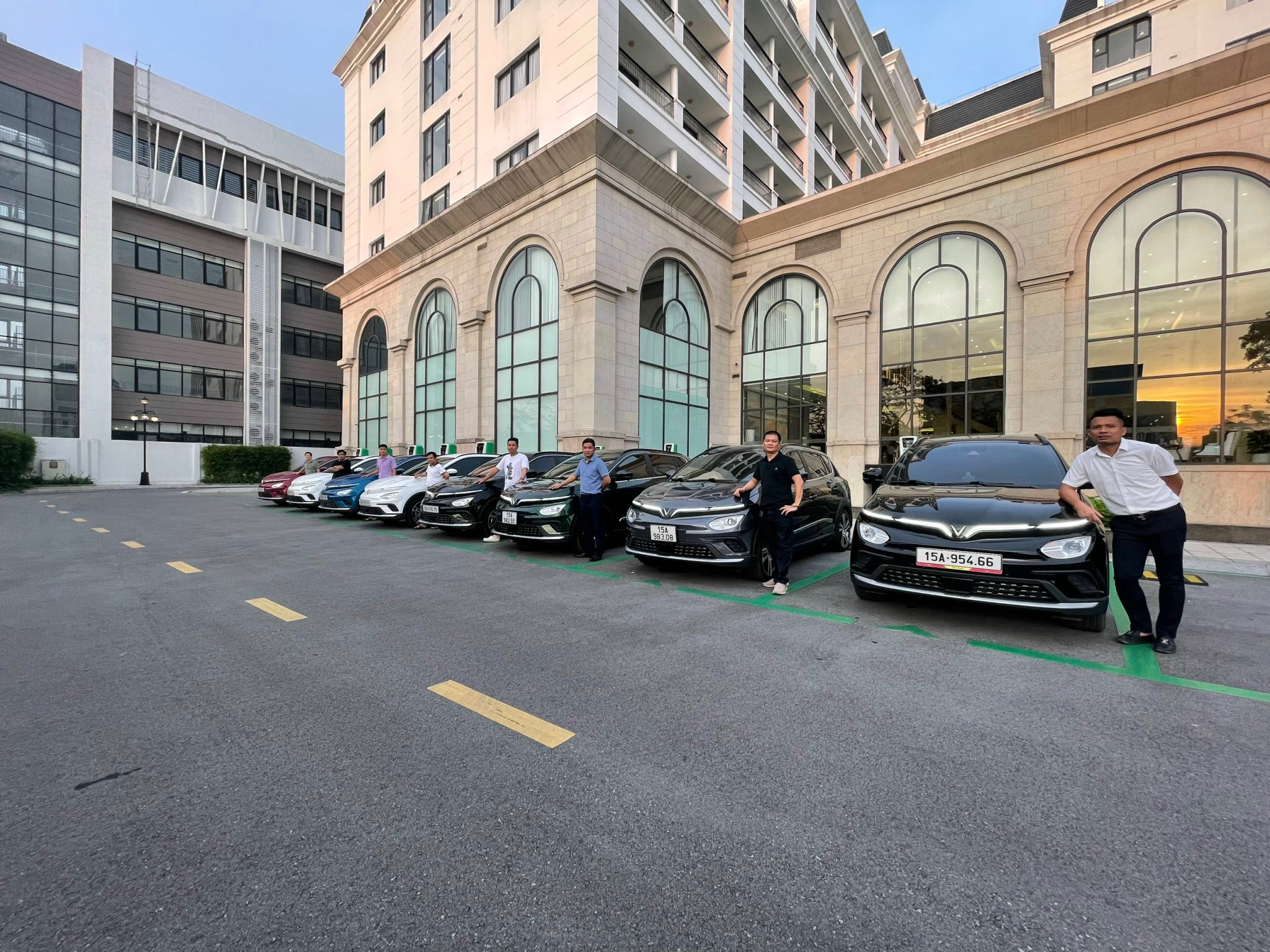 6EAF1A64-47CD-4E44-A7CE-22ABB7D1552A