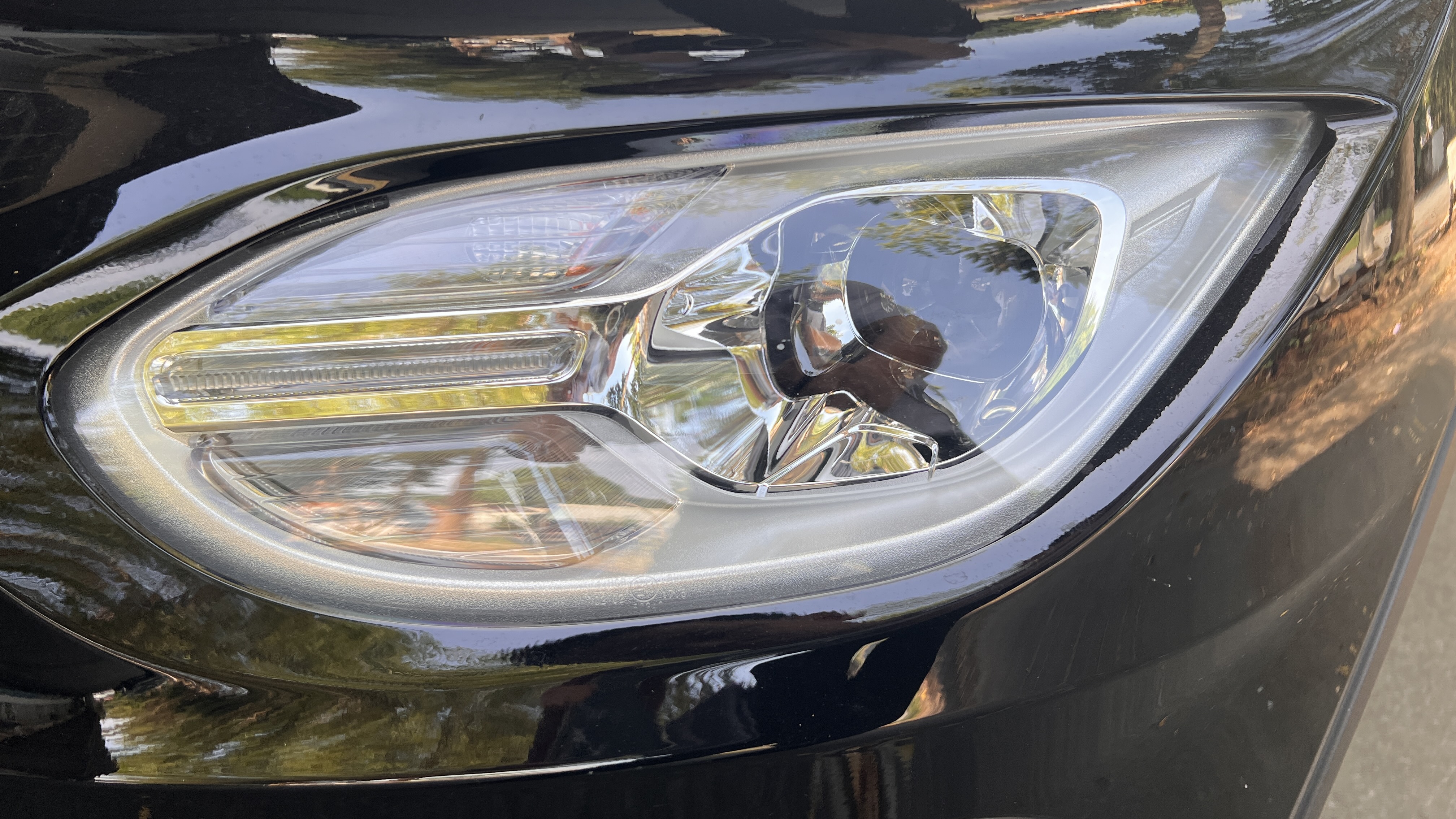 FB7FDE88-60B6-4E32-BF6F-5489FBCAED63