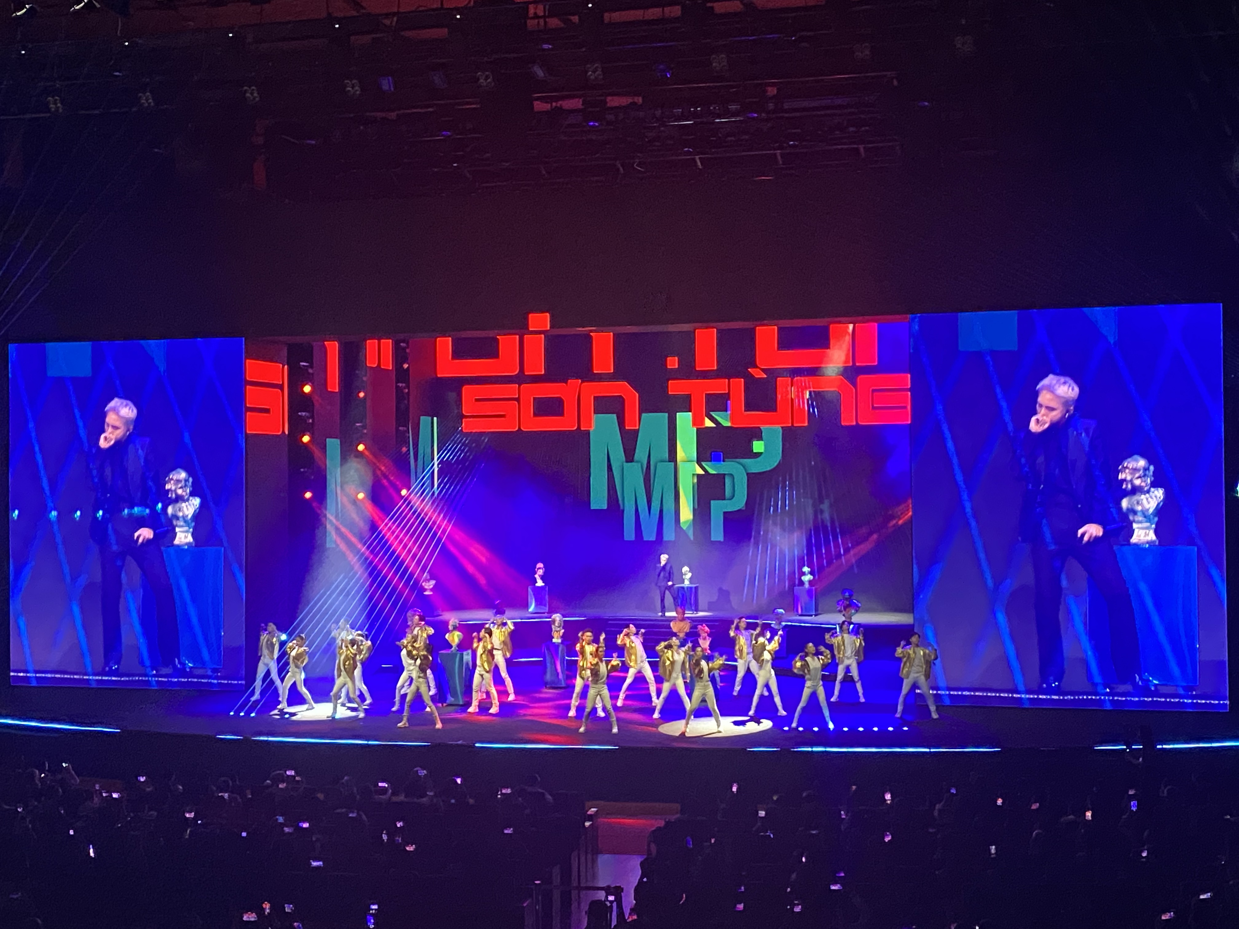 394563DC-44E7-4235-8FF1-B24351BD046F