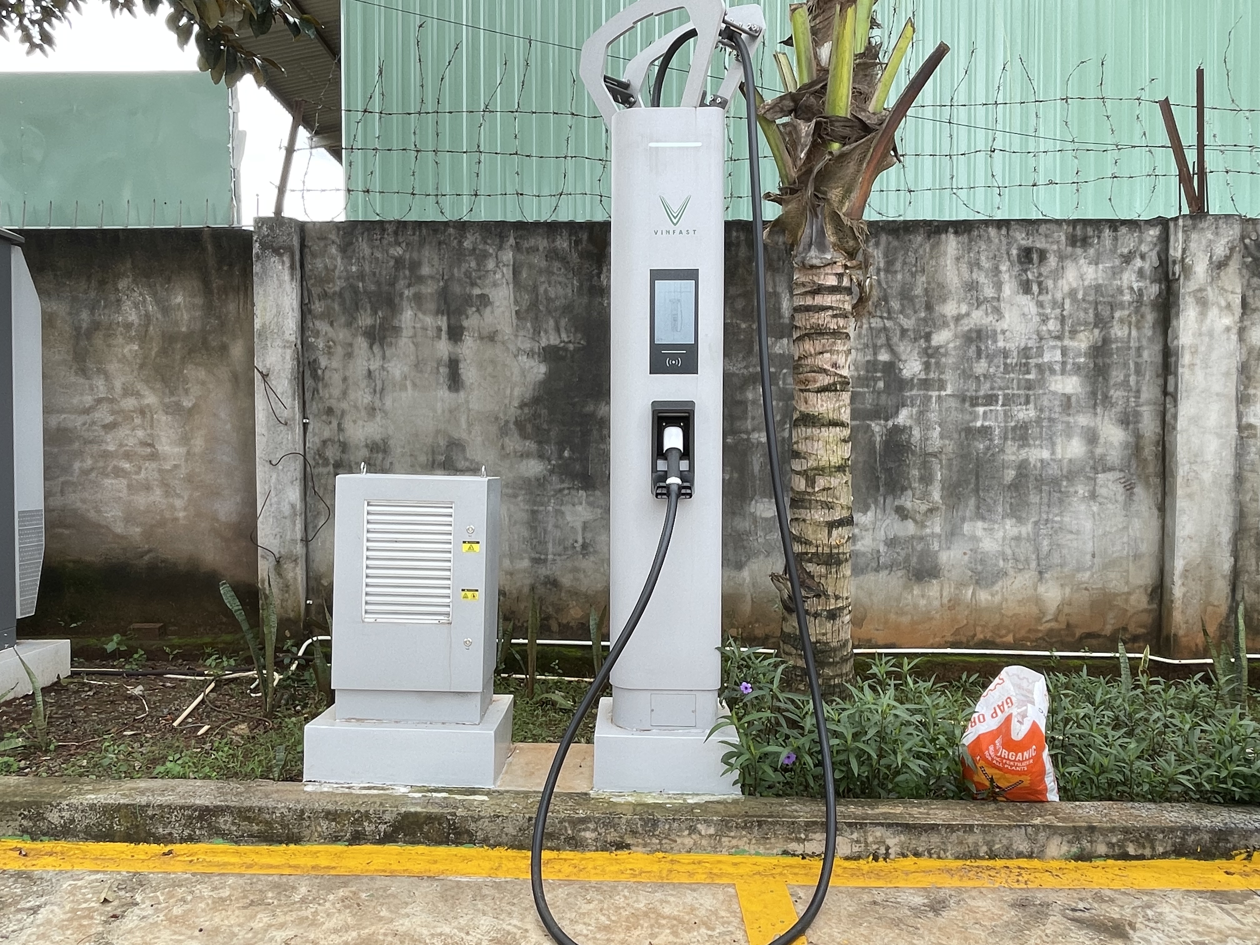 78C5DFF3-ADF7-42A2-8AB1-AEA77AFF87E3