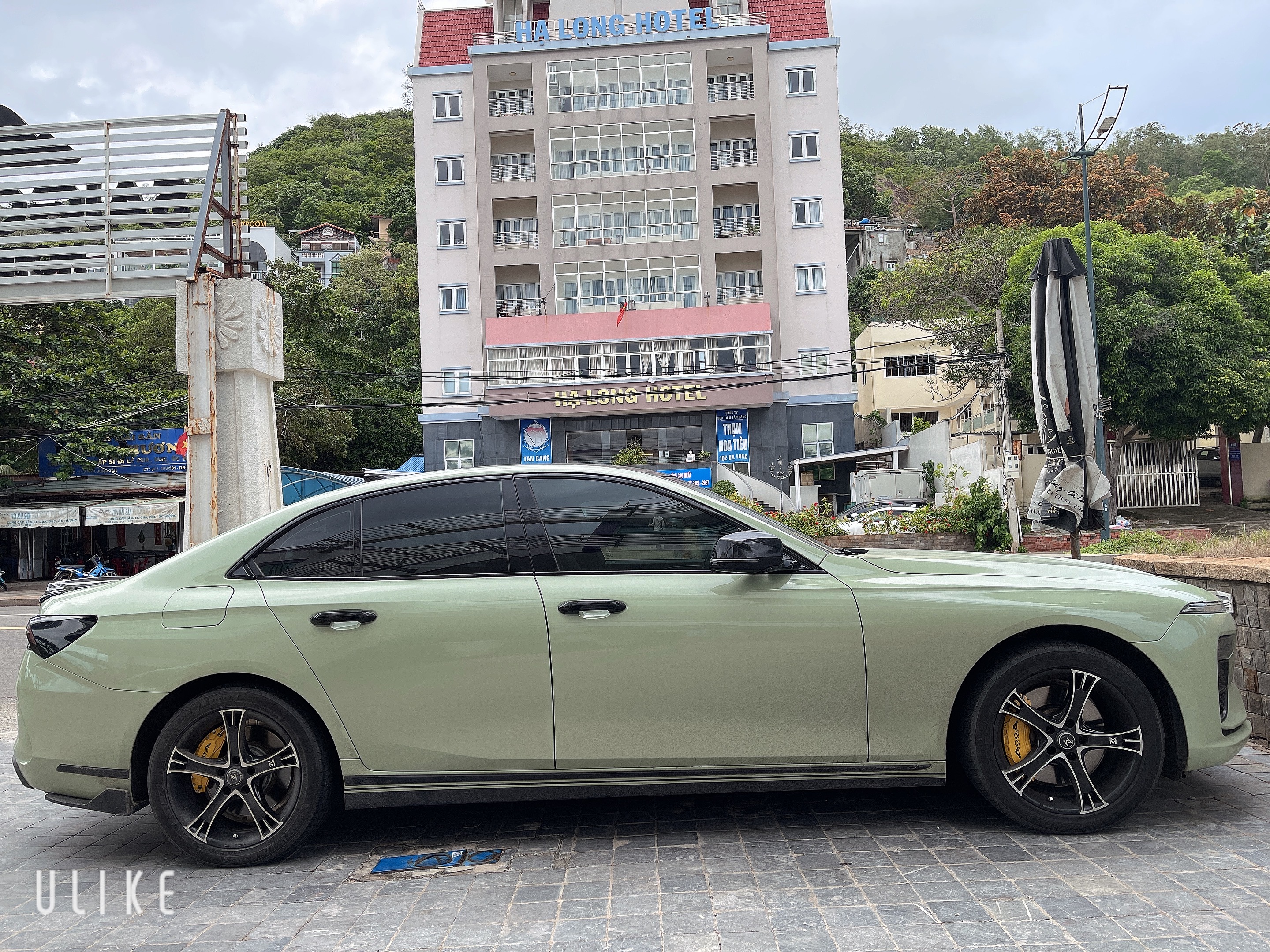 479FEF24-F302-43AE-AC9D-818E5F63CF4D