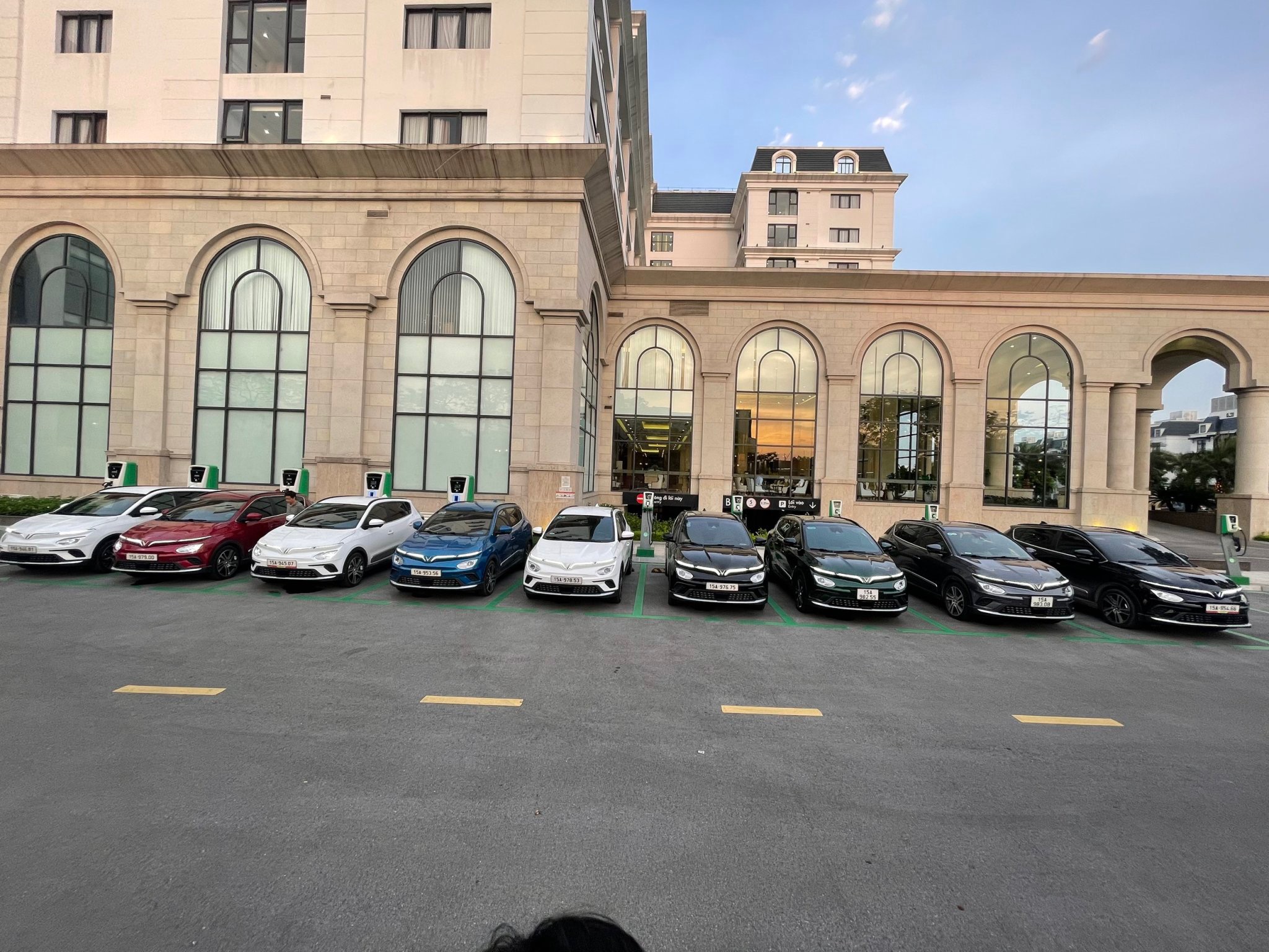 4132AE6C-BFCC-4F80-811E-3D0E0937D88B