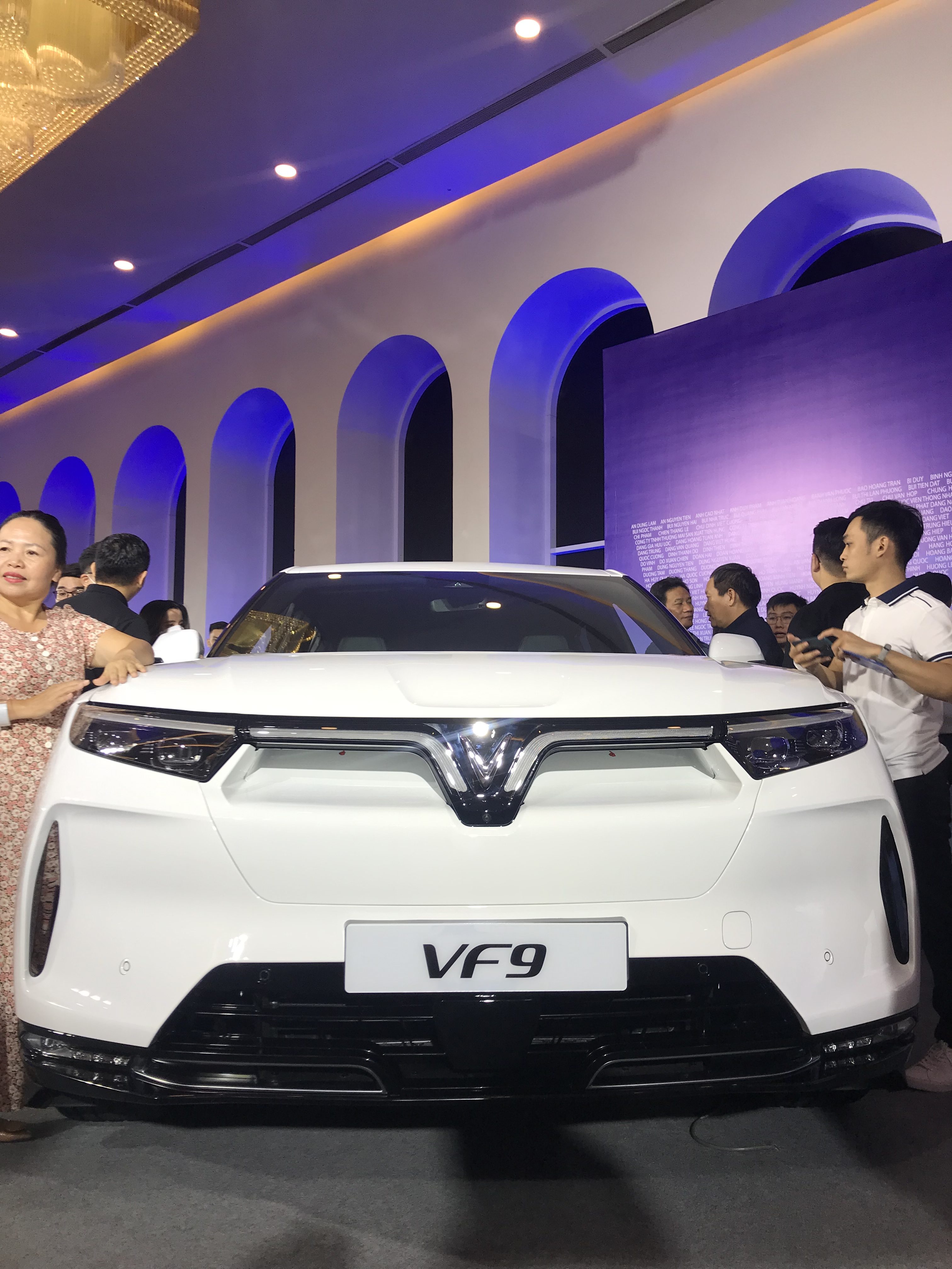 4673C161-F61C-4B6F-9571-5F6548B06DC3