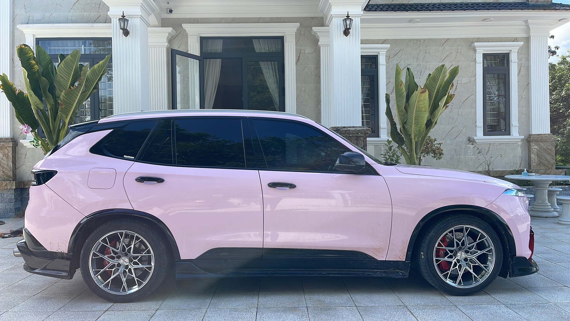 26D466D9-111B-401F-B79A-03F8E7E37A86