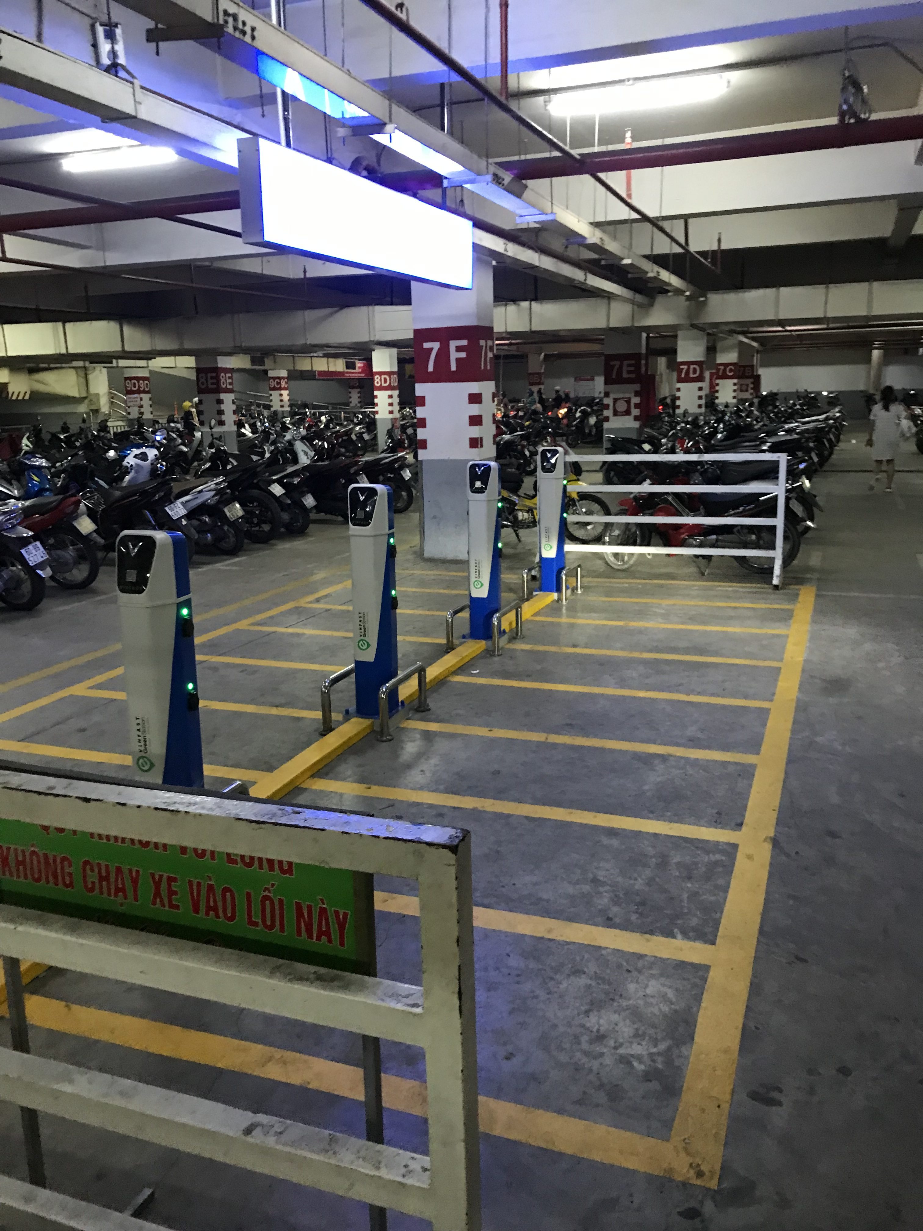 CB7CFA59-B34E-4228-8949-3E23B6CD4F50