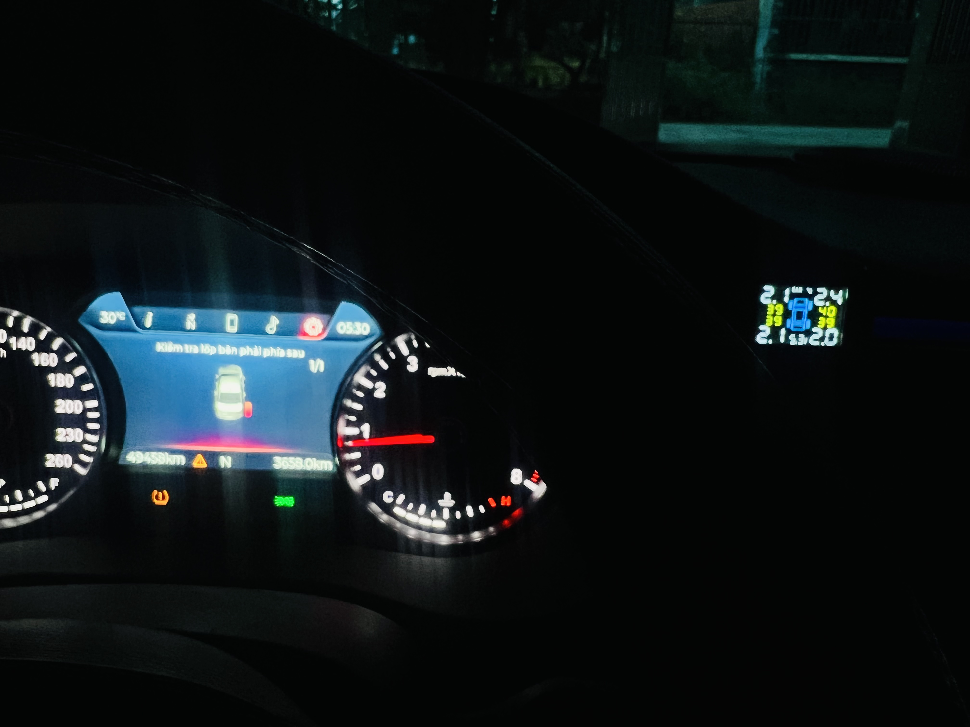 6FAE2707-F836-49B8-A065-F47C93B8C59A