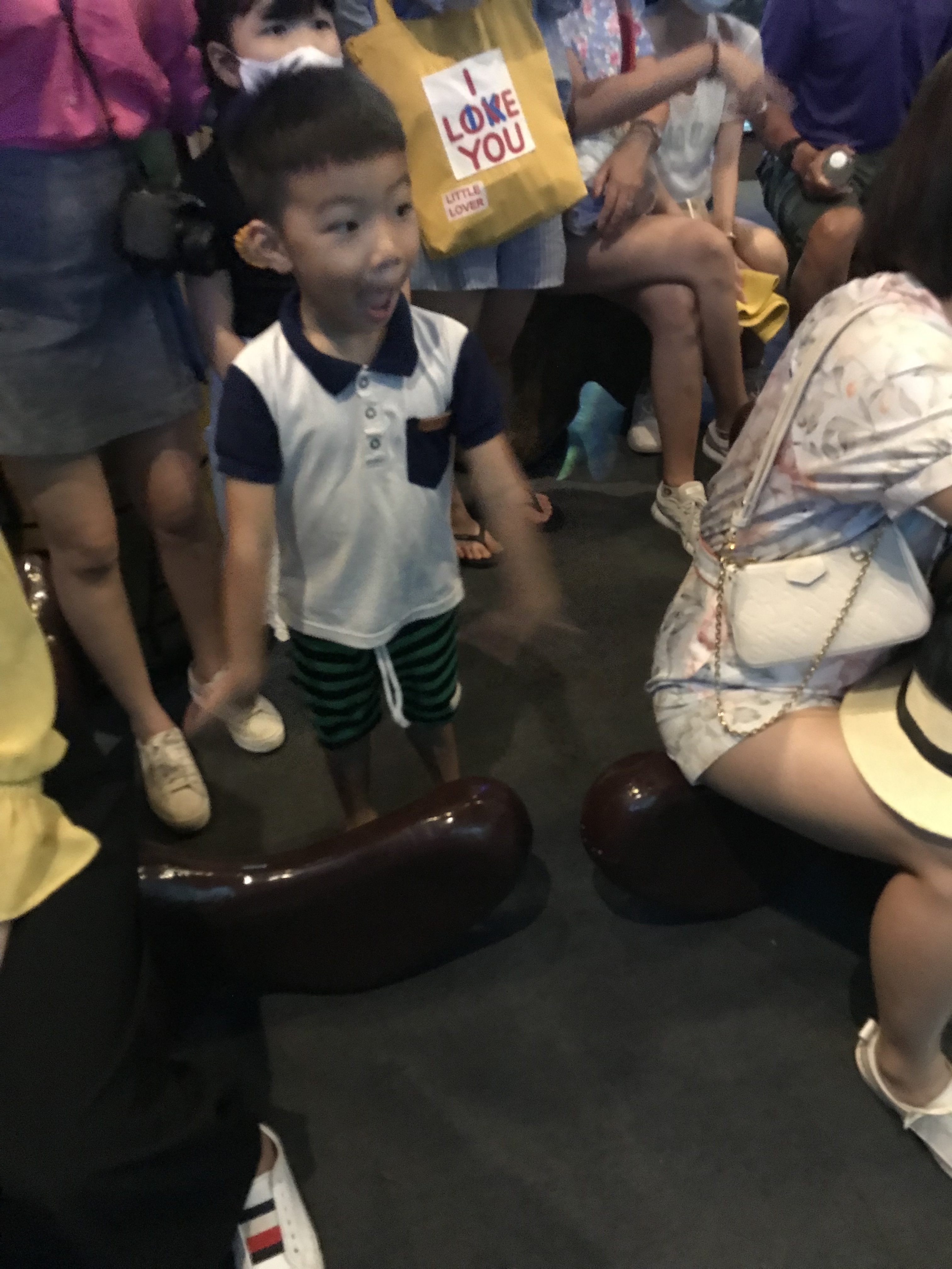 A553F9EF-E208-44BE-B90F-3BF13CFA6409