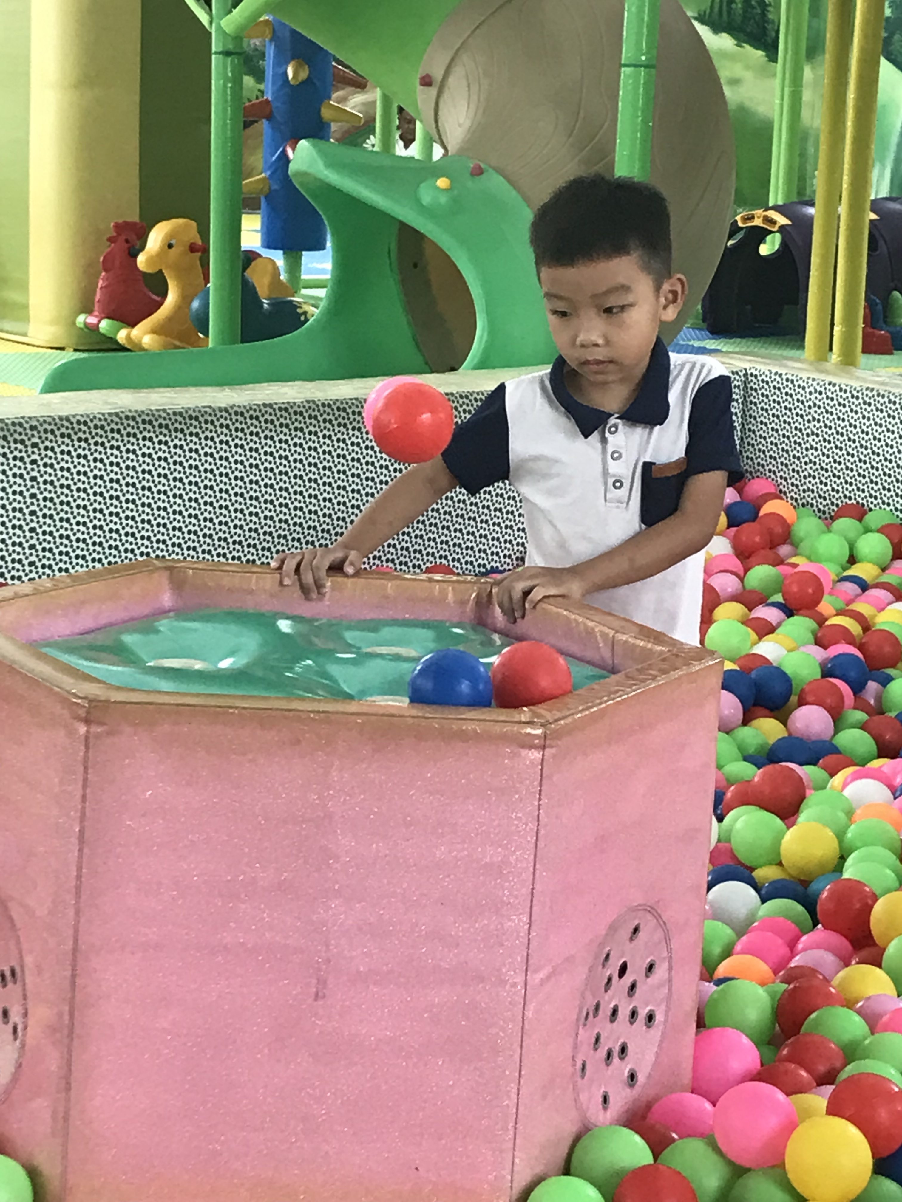 F5331A74-75EF-4B70-8310-74672DA1B121