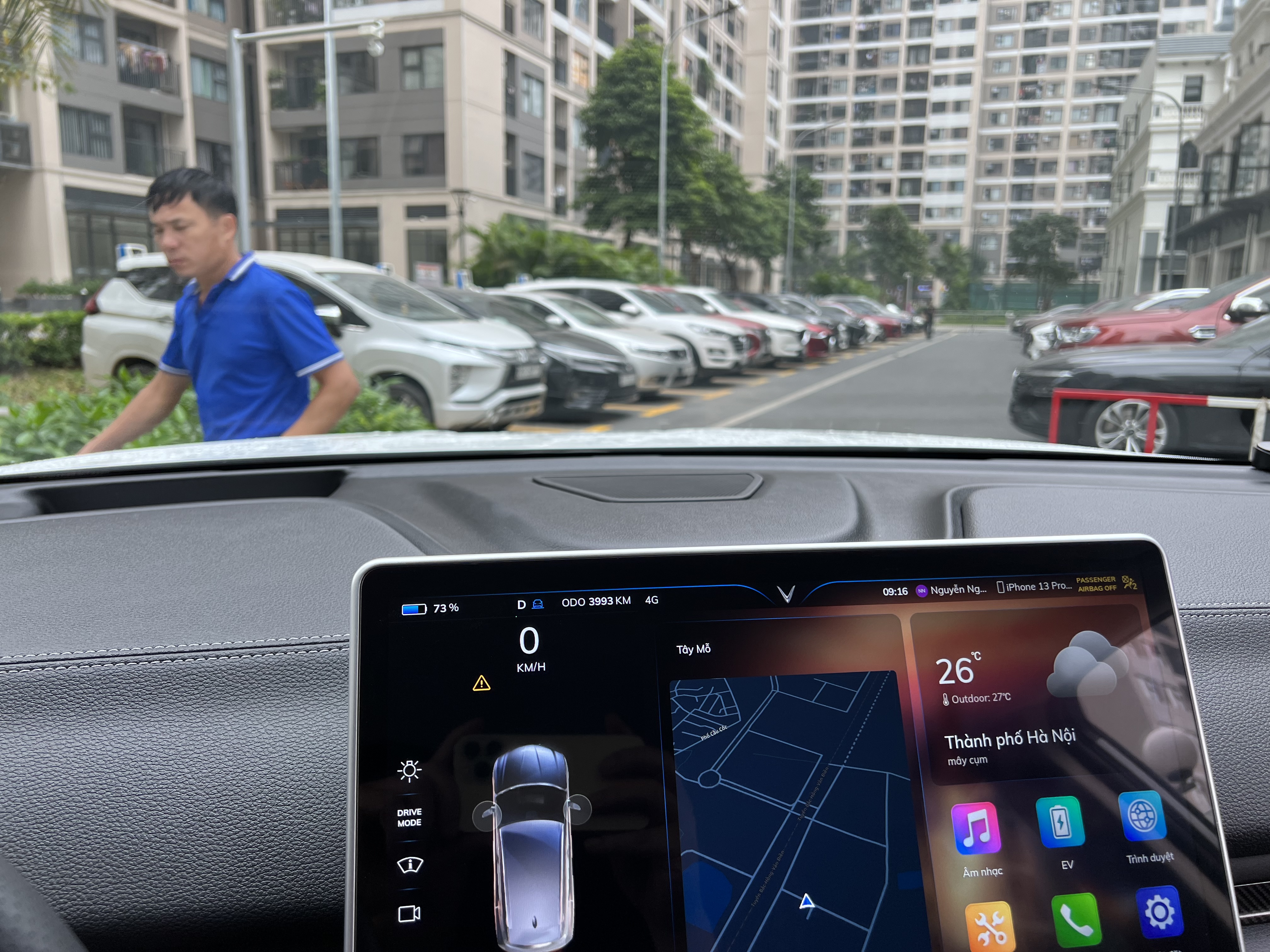 F4FC64DB-14E3-4F87-9268-0A4C6B61C816