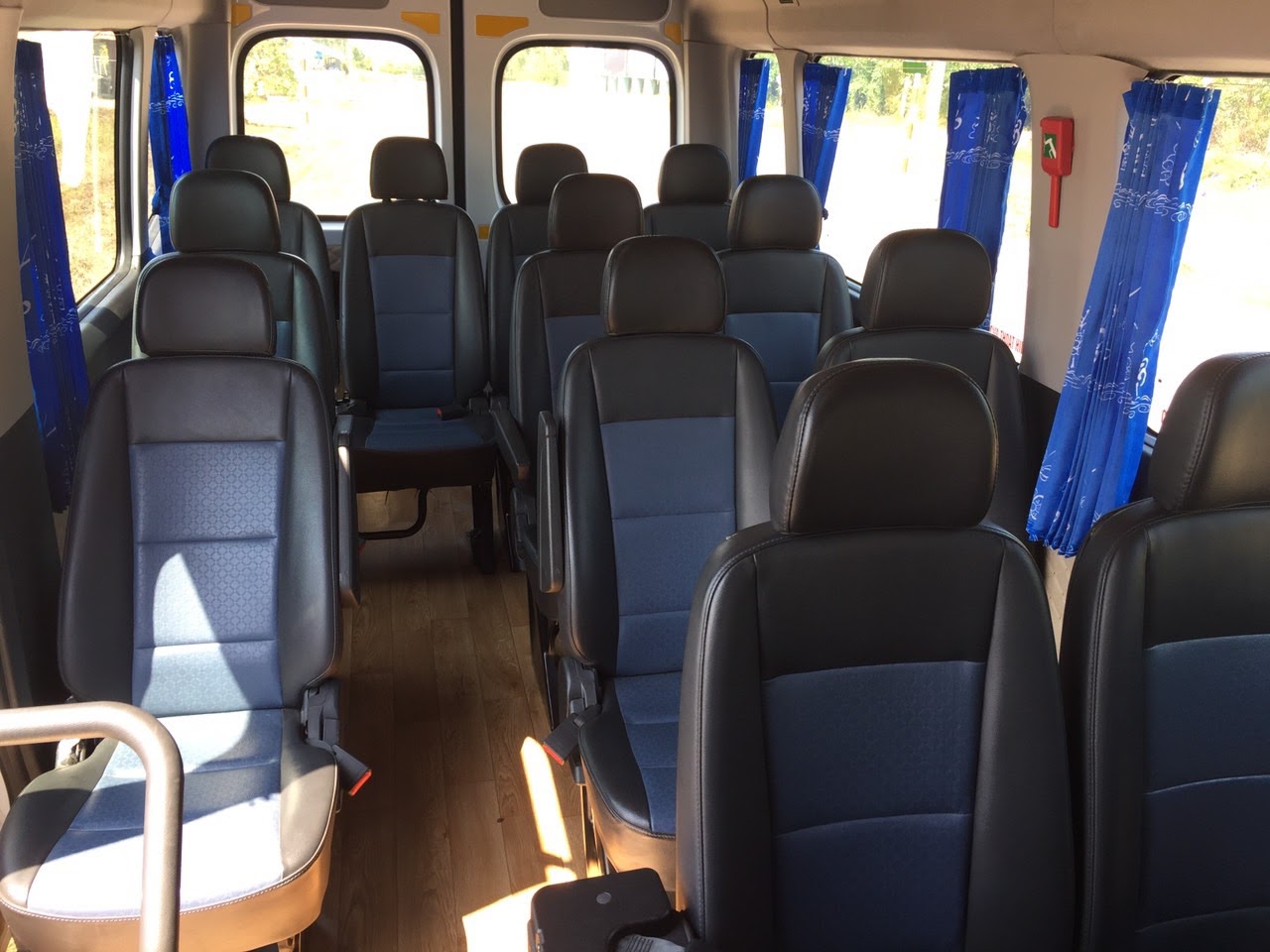 vị tri ngoi an toan tren xe o to