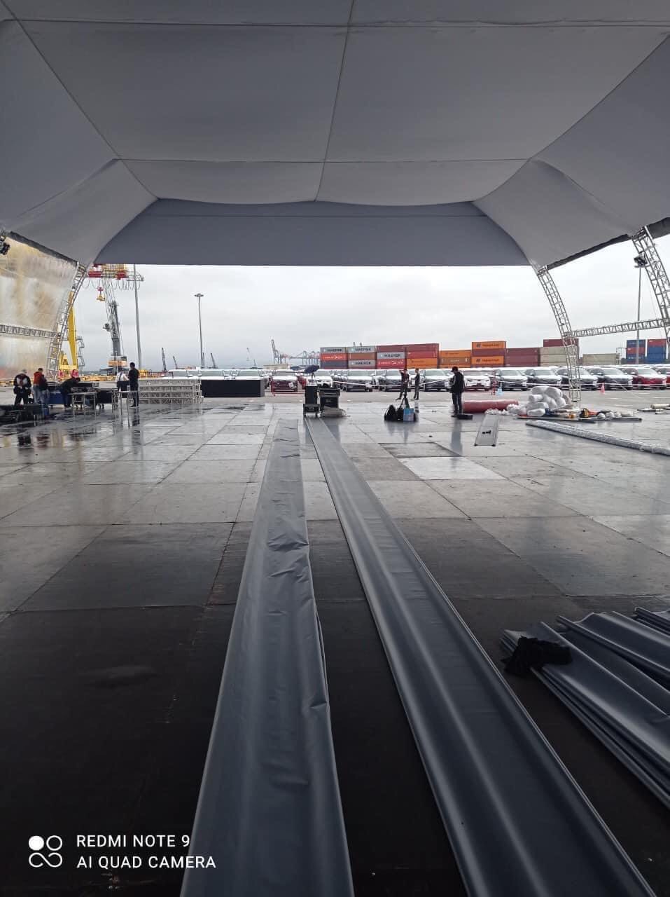 932ea752c53a1c64452b