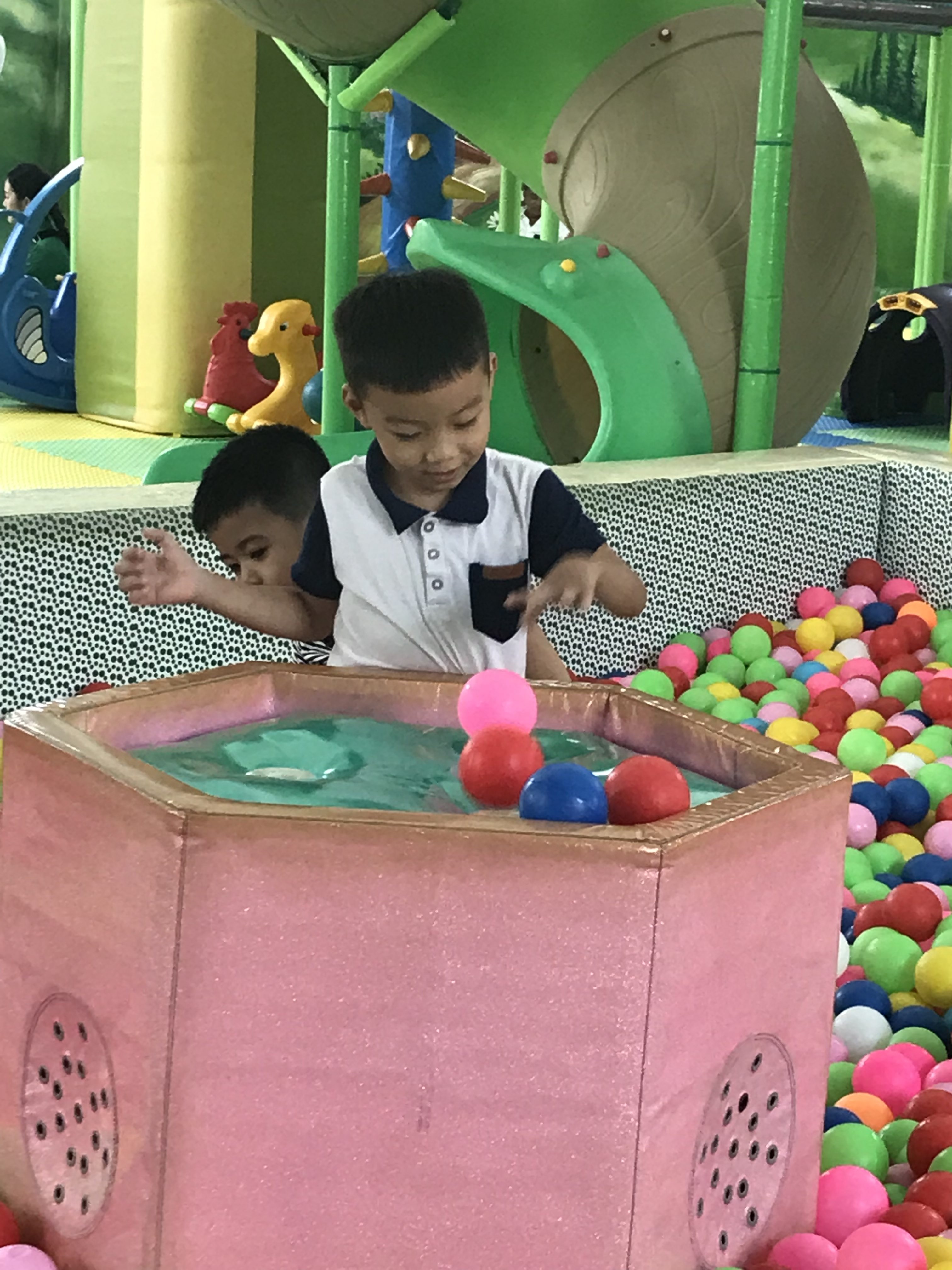 B19E172D-EDBF-4C7C-BBFE-3F788E88EA71