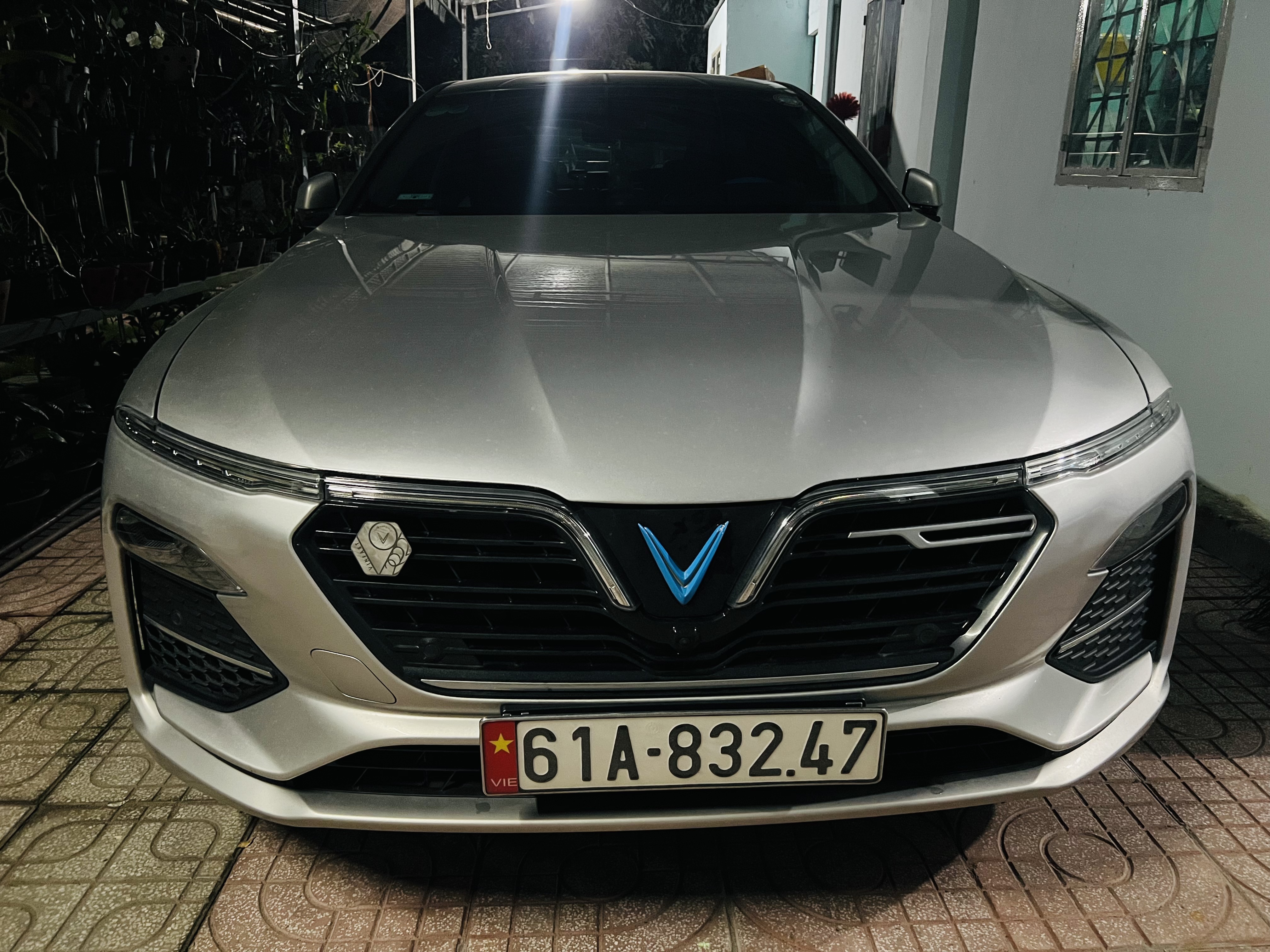 815D84C8-3843-4502-BB74-77DC8E97118A