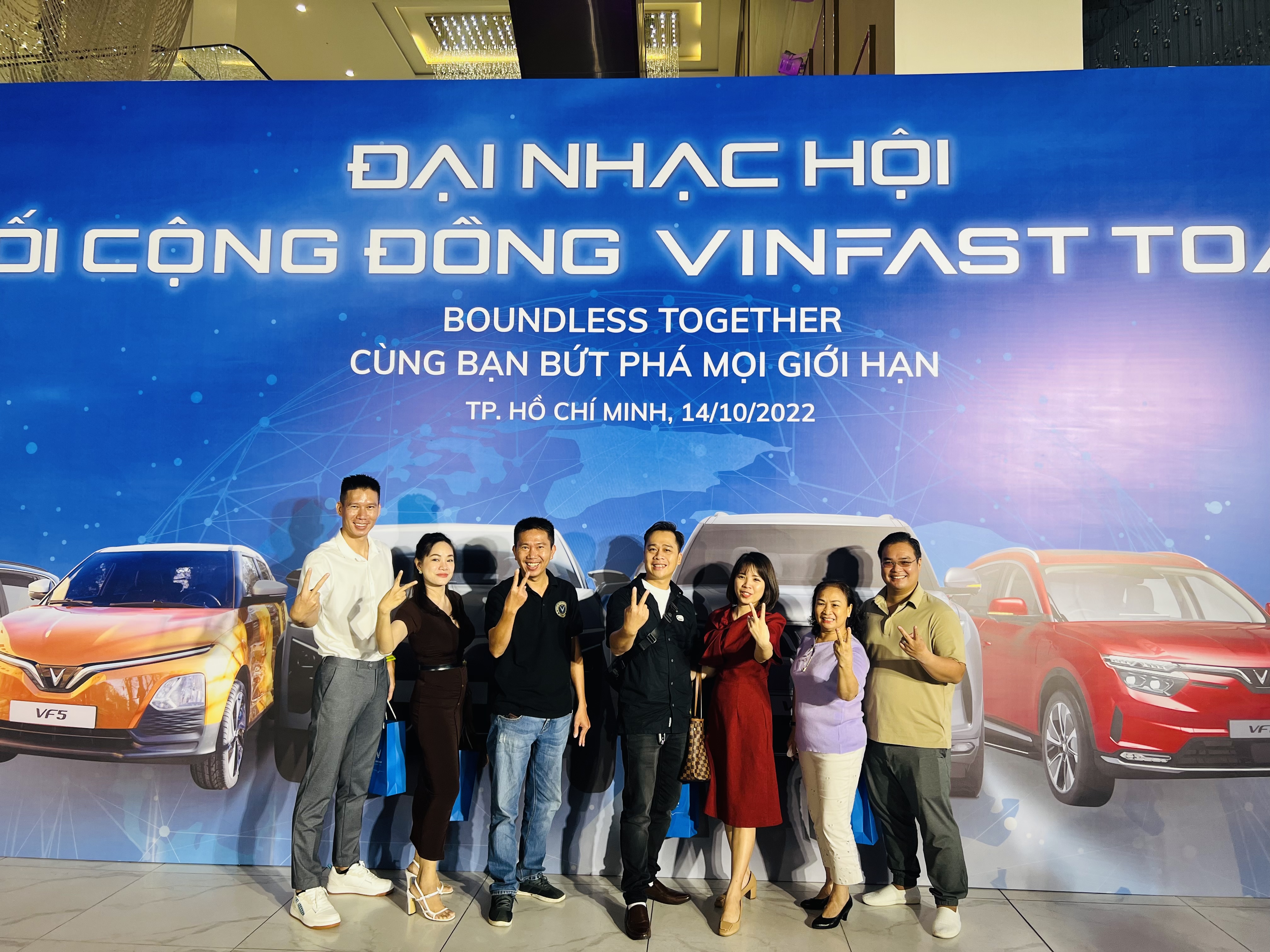 9A3B5338-74AB-445B-9CD2-61C011708F18