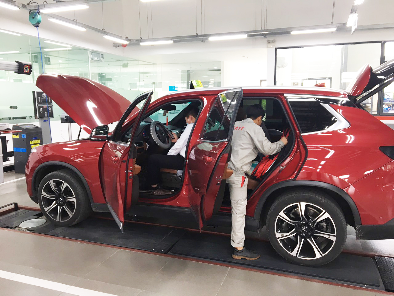 kiem-tra-xe-sau-1000km-dau-tien