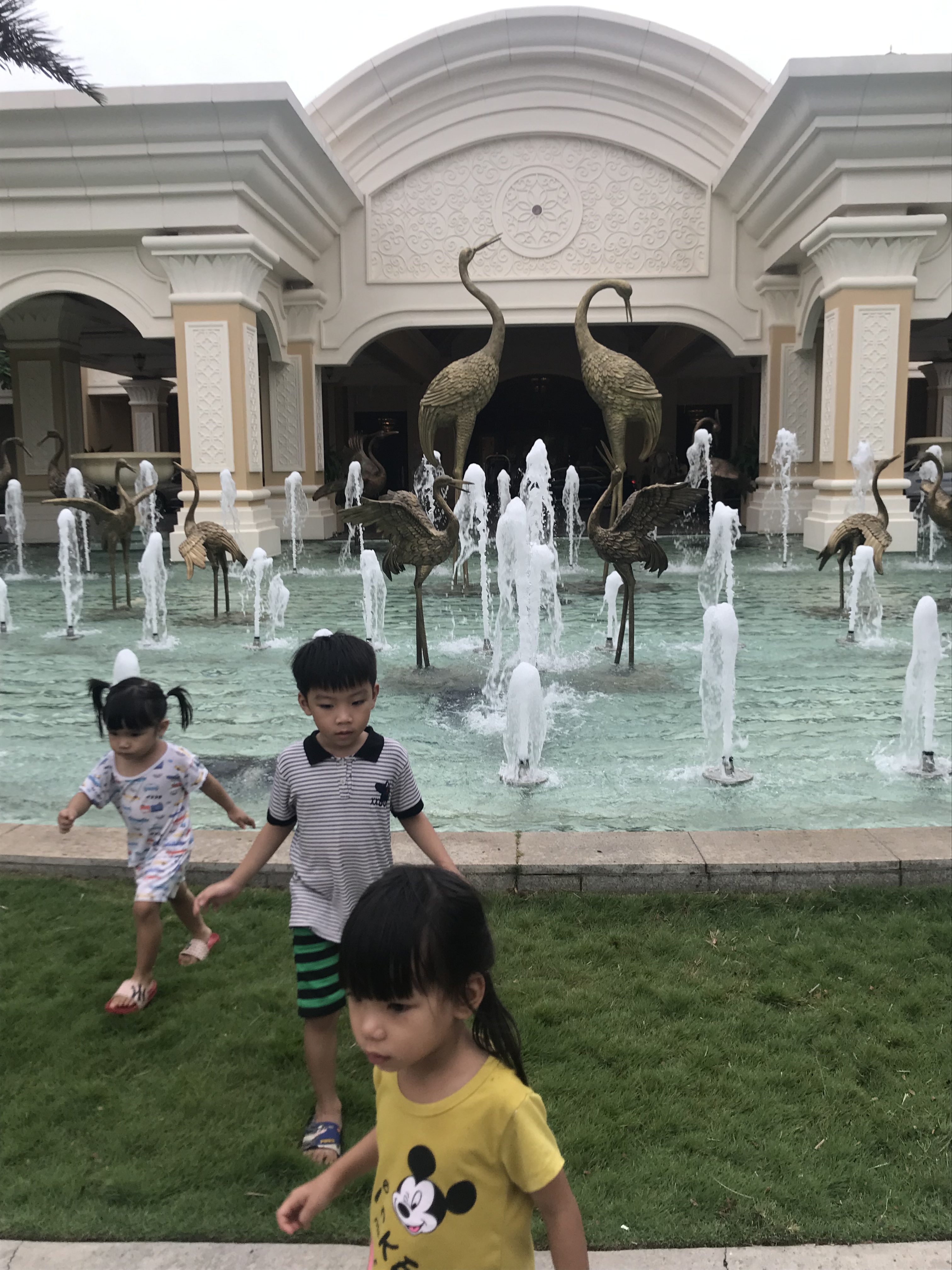 A637DDAD-5AC6-4640-A29C-9BC83830E2D1