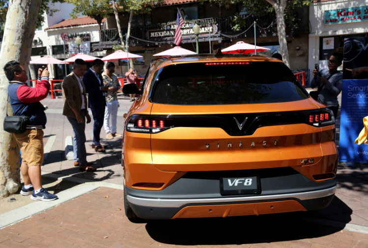 vinfast-vf8-11