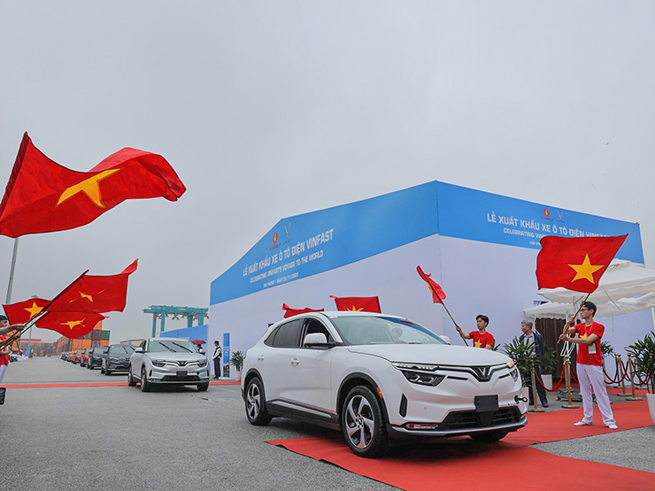 999--4--1669356244-933-width740height555