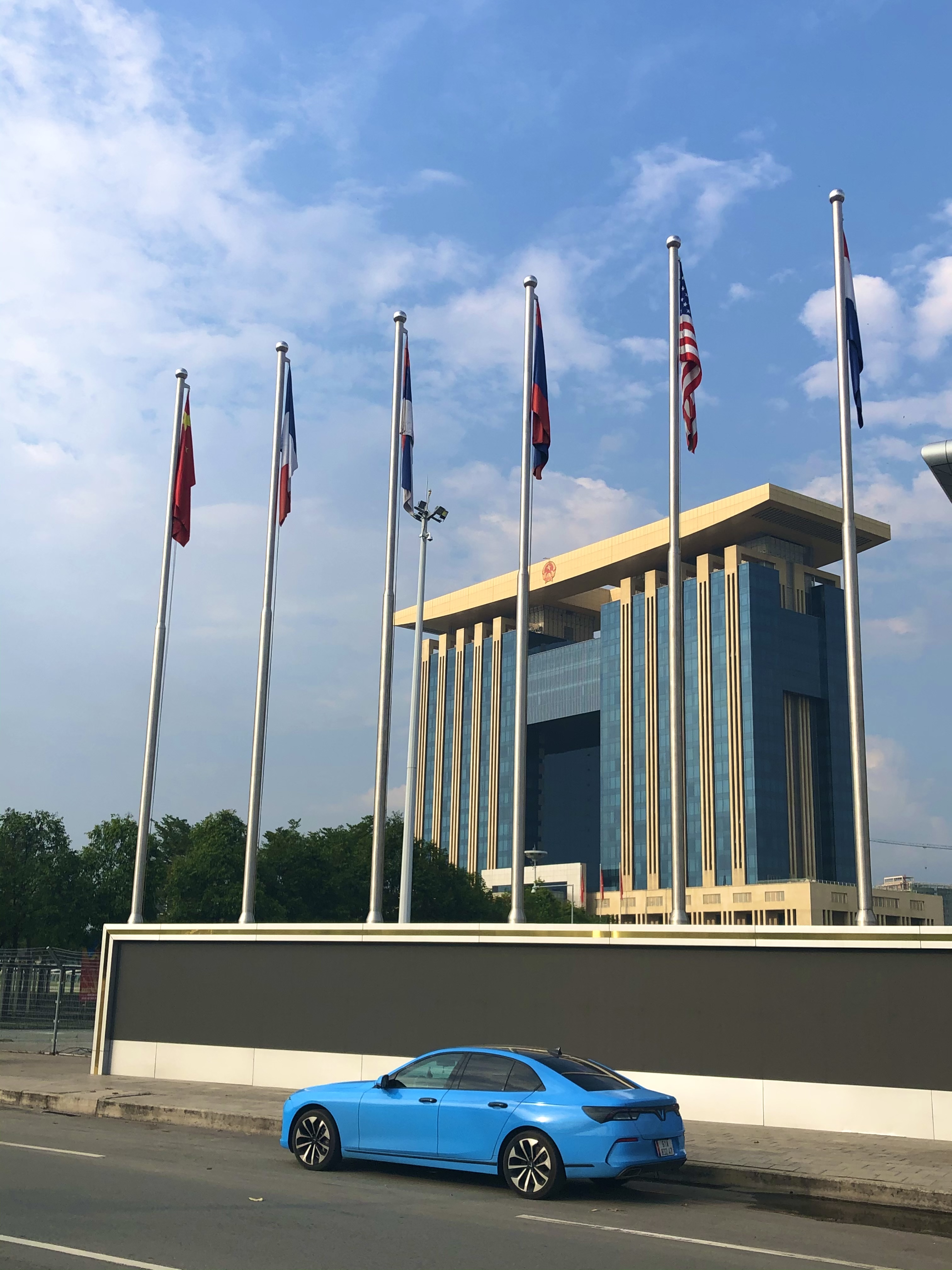 72FCDC2F-769B-43B9-A2CE-7EDD968A2452