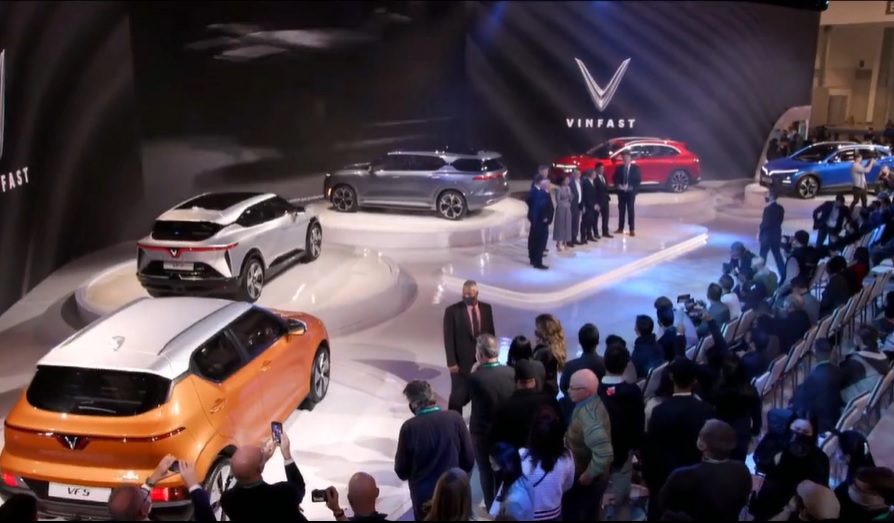 ra mắt các mẫu ô tô điện nhiều phân khúc