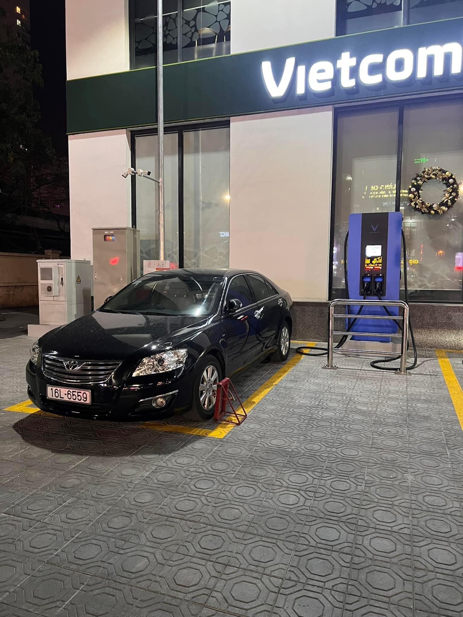 99FE62FF-3F50-4E8B-B364-CA57C3869680