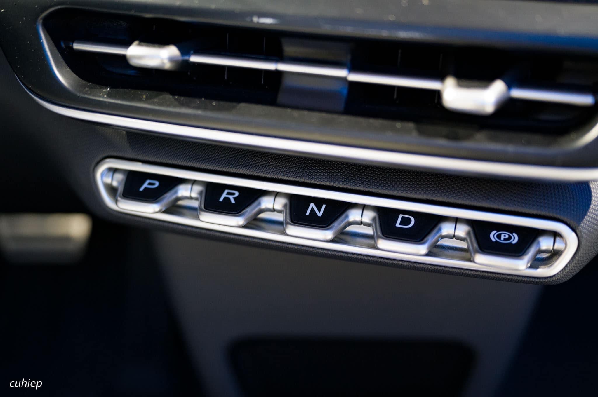 B616DFFB-FE64-4481-9EB7-20F56C9F7A20