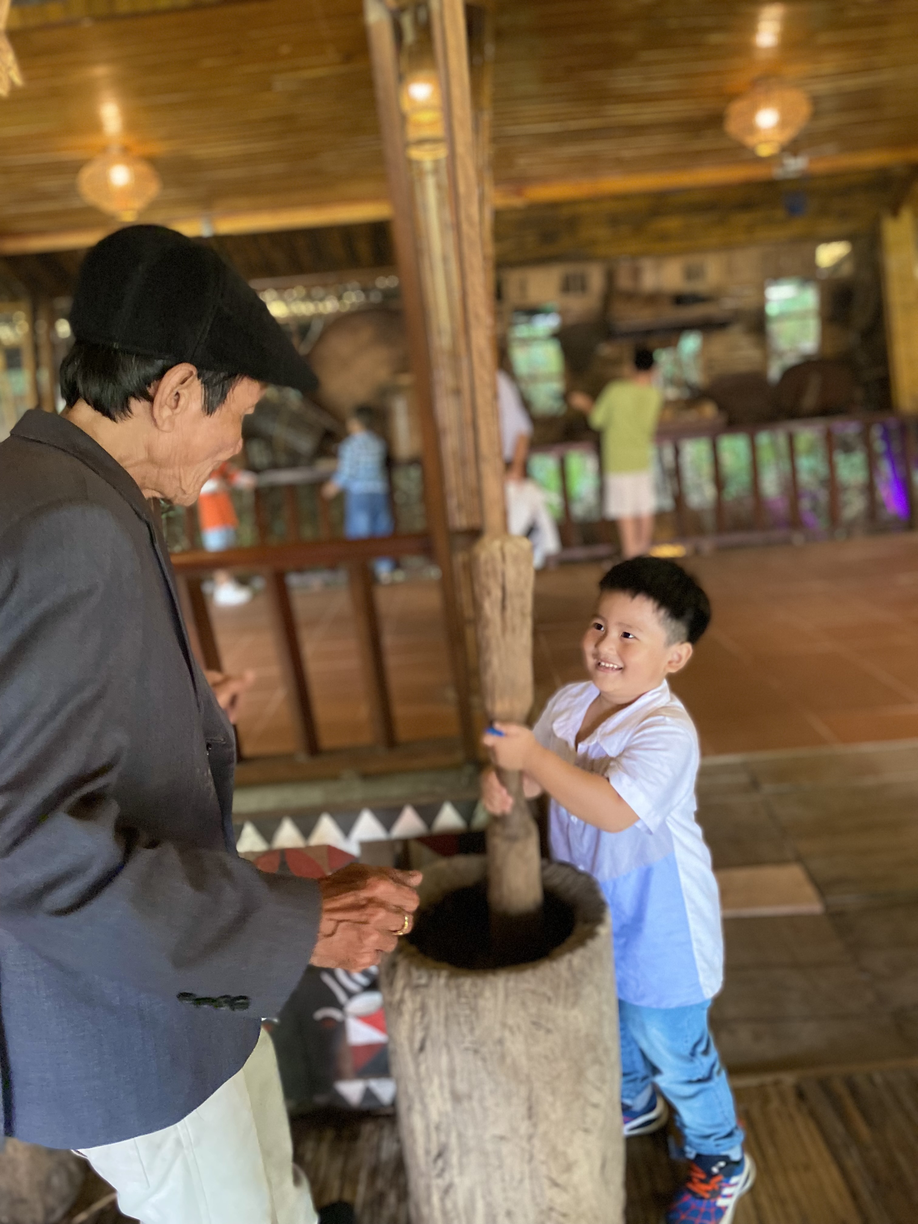 9CF8F905-C02C-4C33-AE79-2D6E6145377A