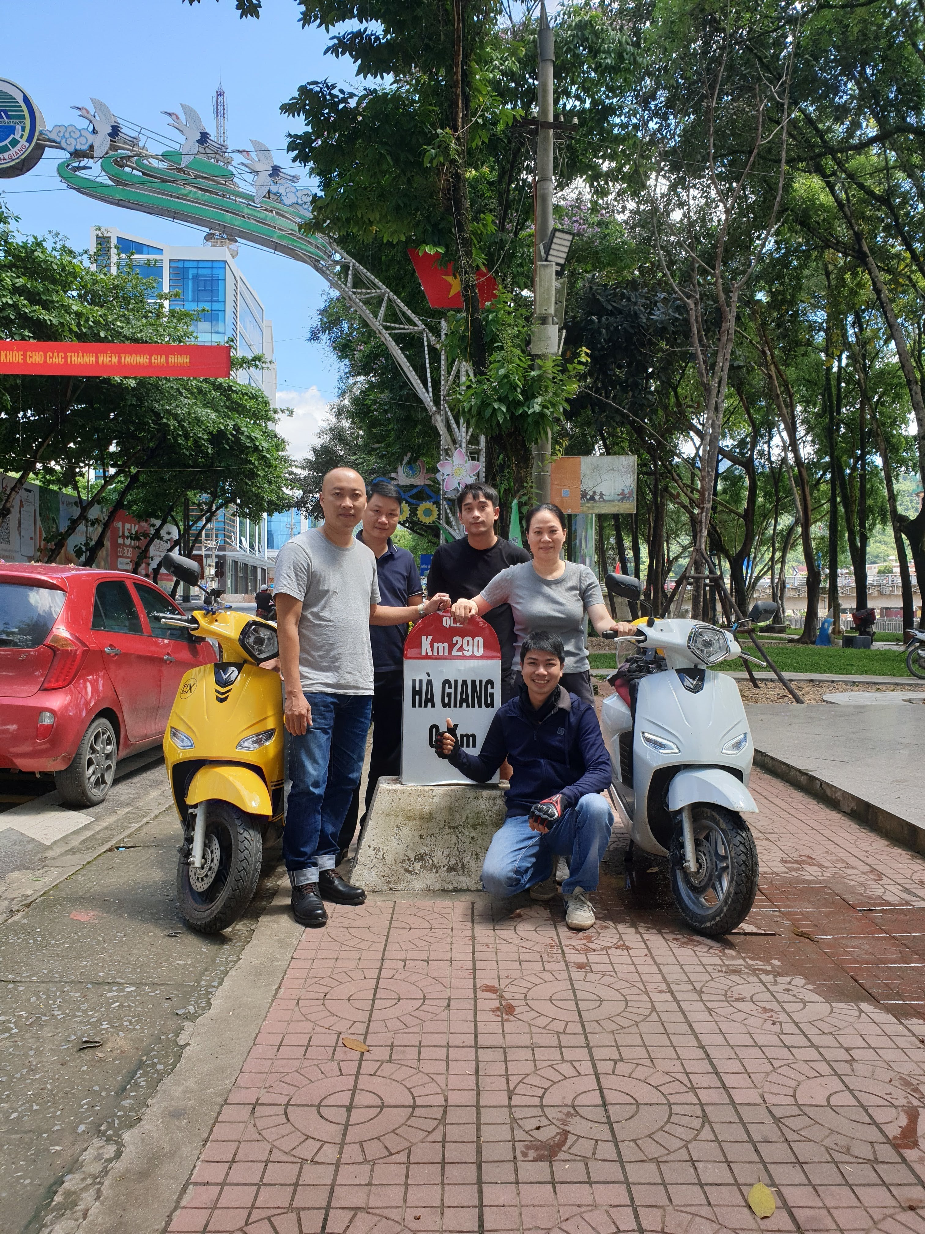 z3978401830240_fc35a0de246a51e735c588c8ac0eedc3