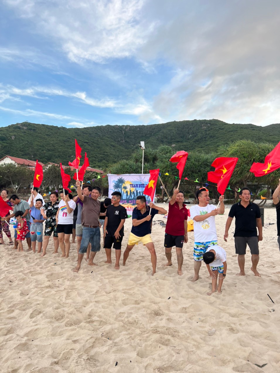 2B320B24-2BAB-4E38-A8CA-E0030BABB9E9