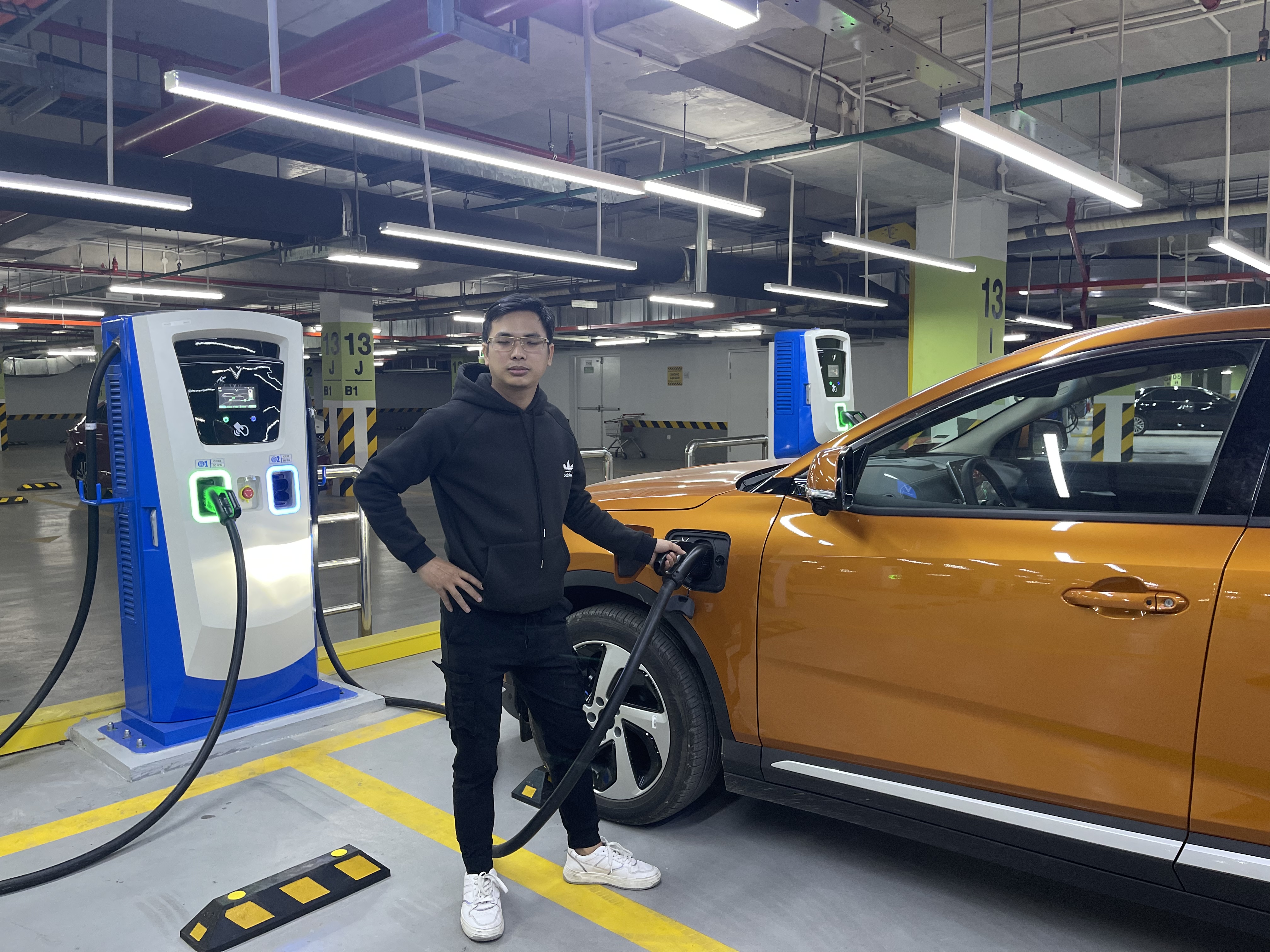 627CD042-4AF9-4C99-B02B-0011D7E9E733