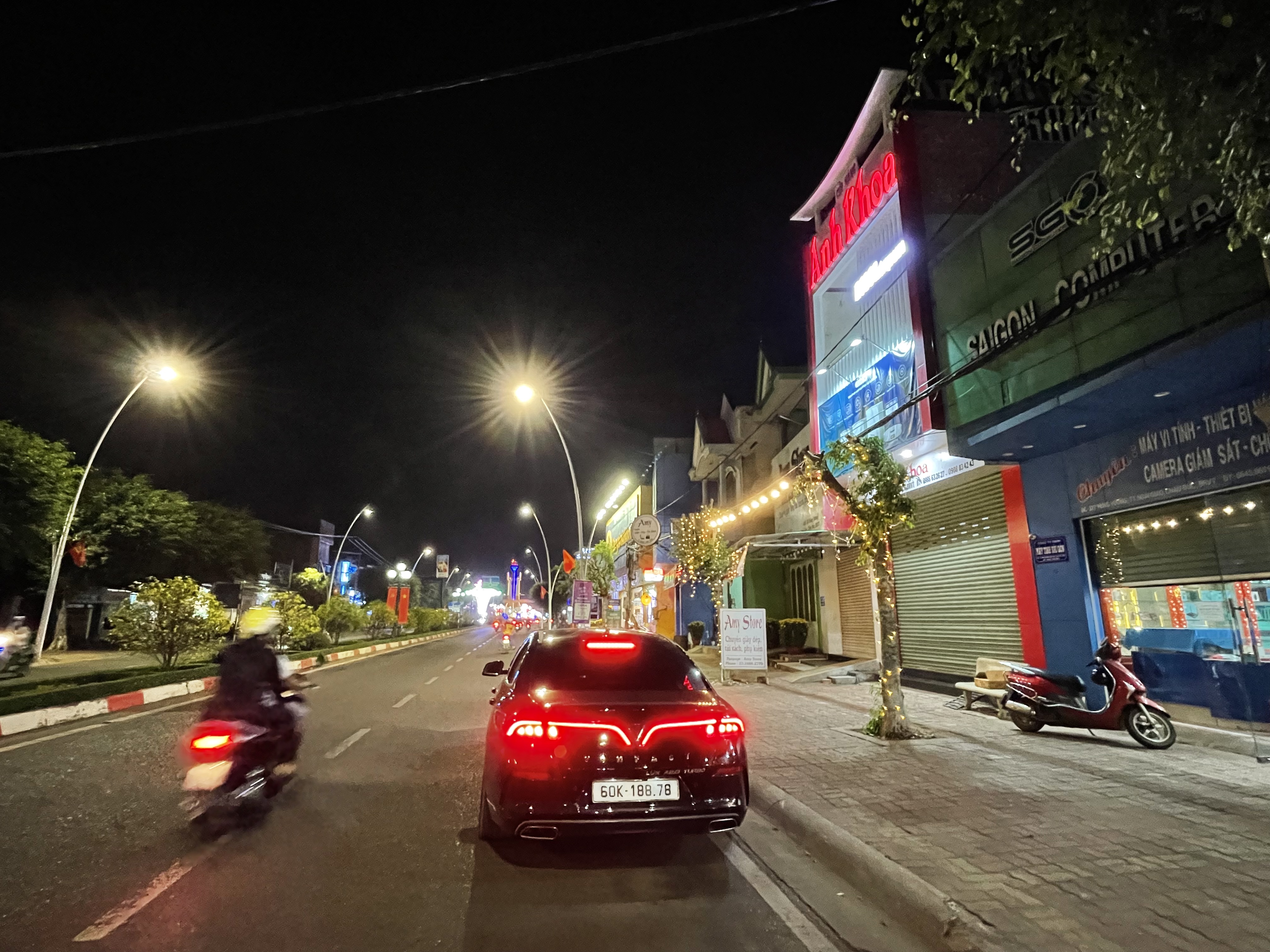 2DE78409-D940-4674-ABEC-A0EE0B0BDB75