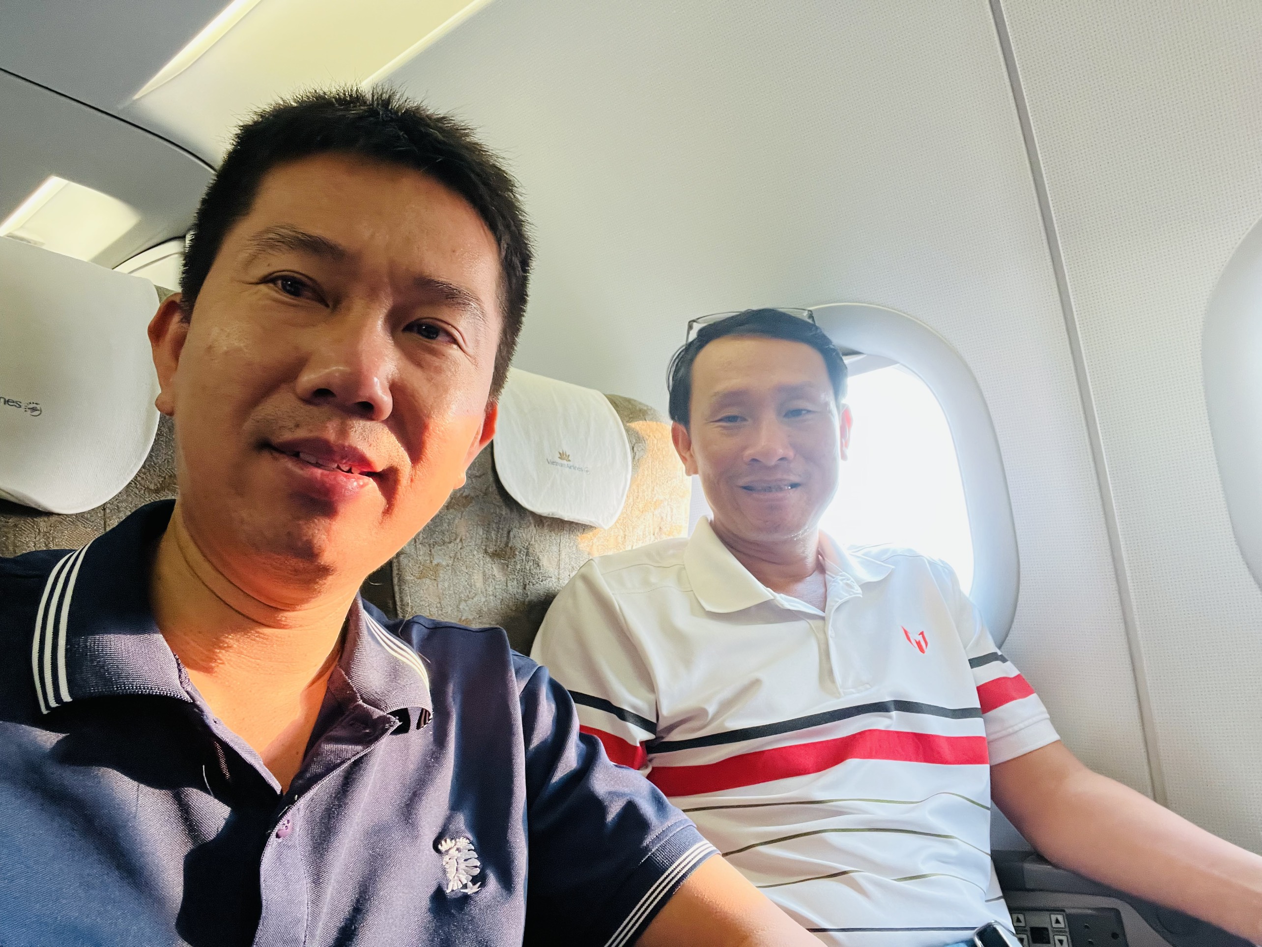 E4214C7D-F77B-4EFD-8A87-0937E93E9832