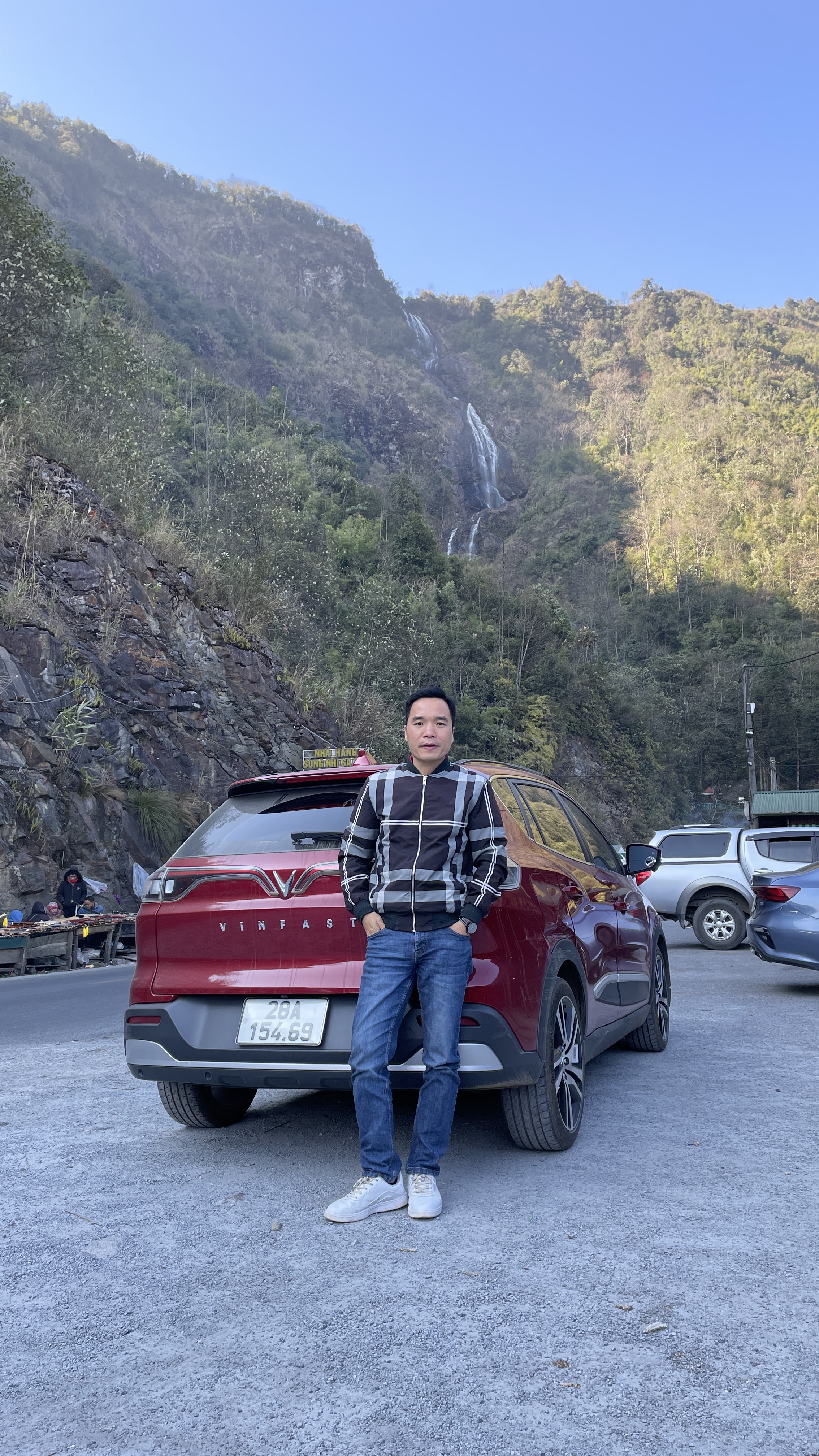 7AA5CBD4-8EEE-46CD-BFFB-BB5582F01C7E