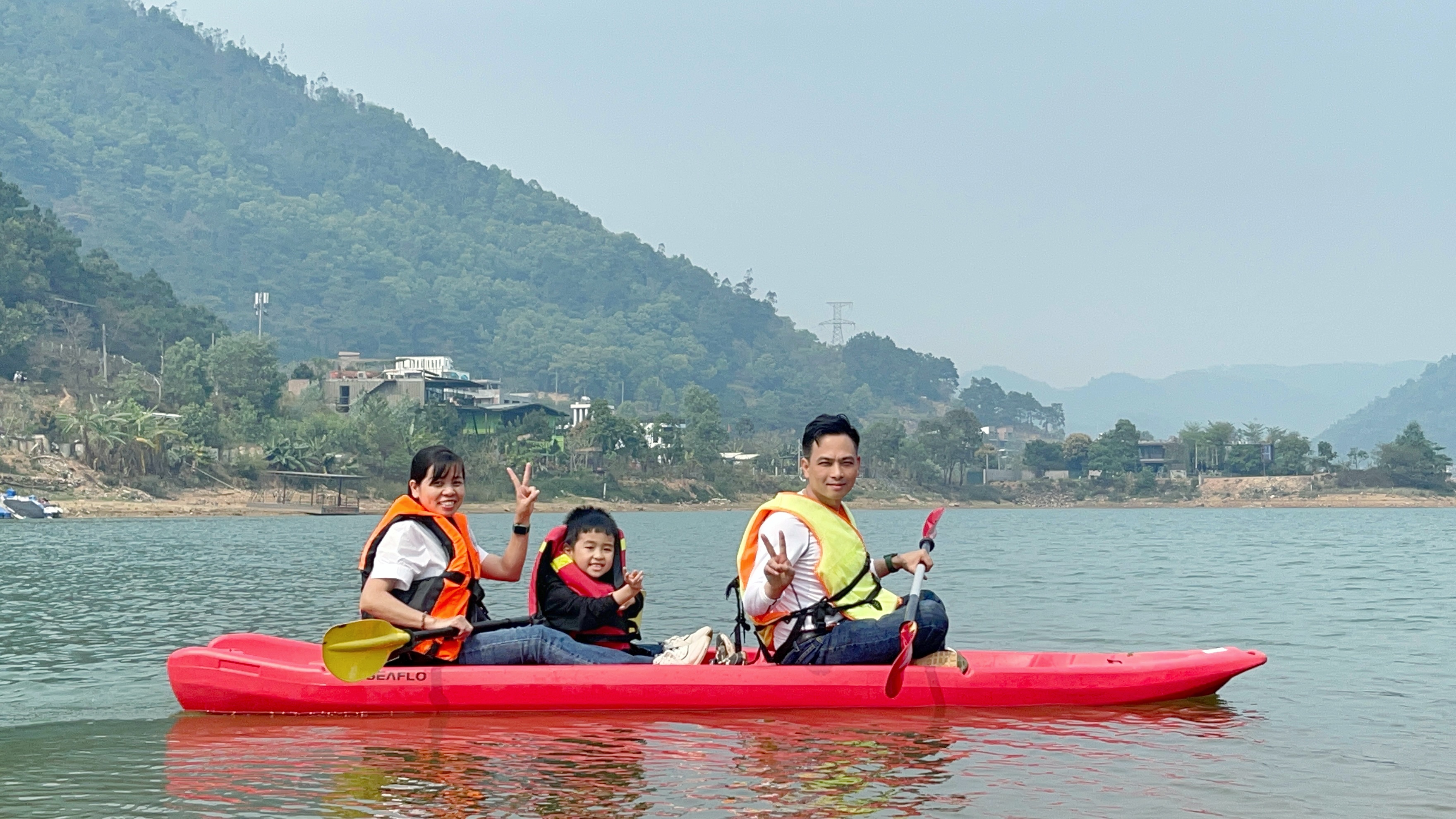 42DFC2DD-7882-460D-BBD4-154FFD5EF3AA