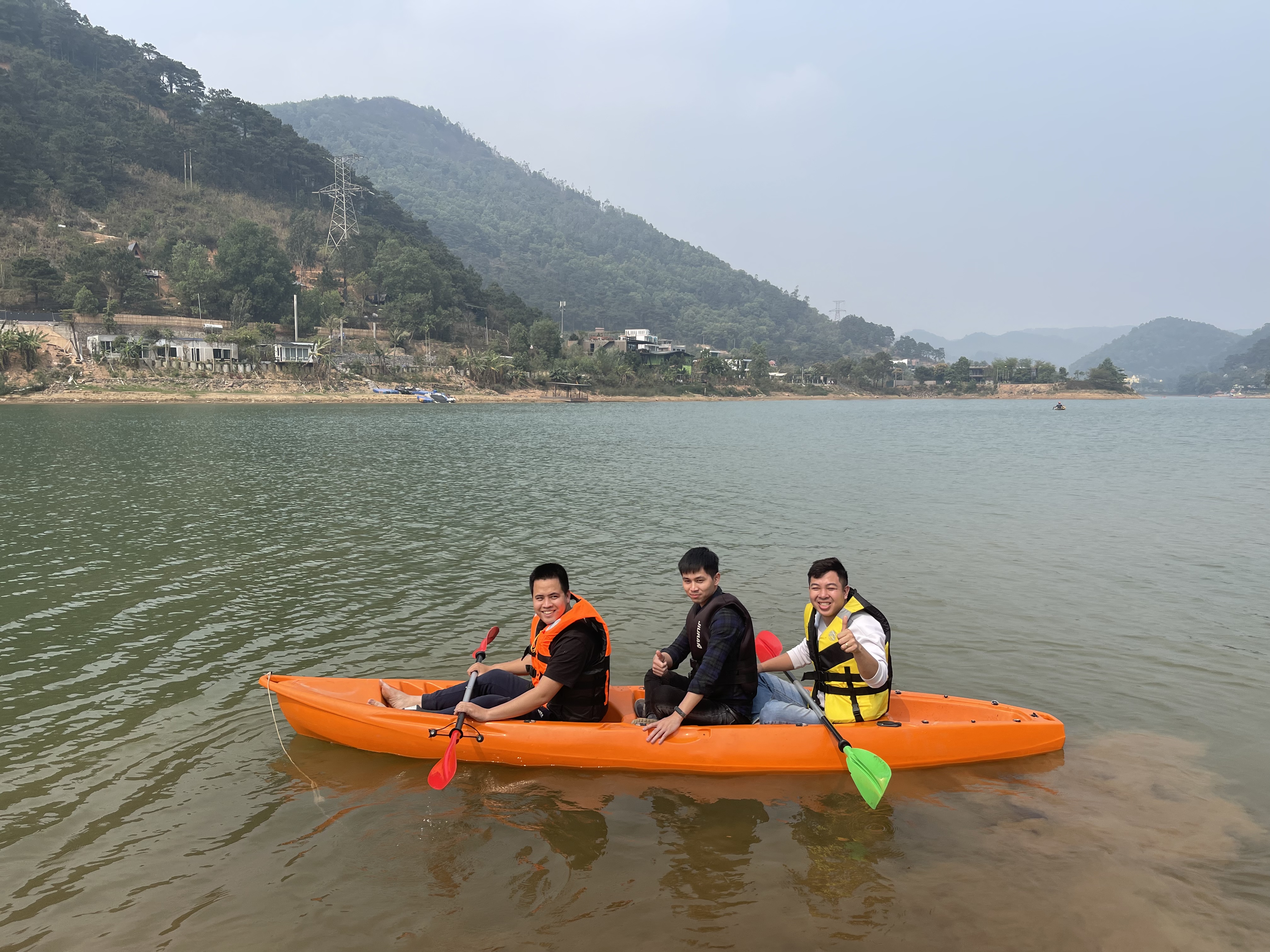 6C43D9F3-15F8-48EF-9293-EA5576A911C7