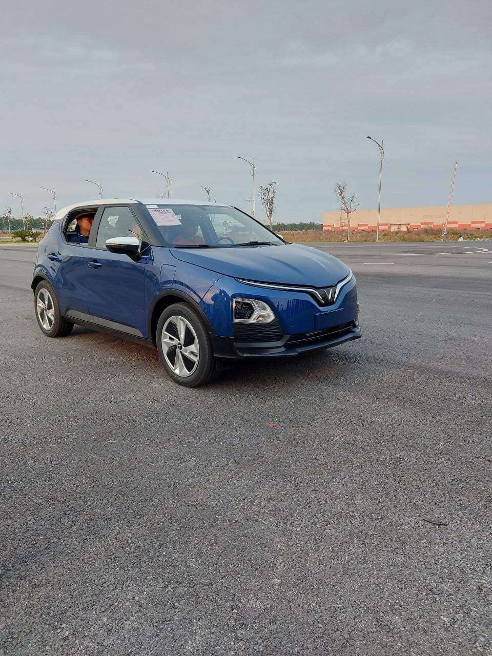 B6025F04-3195-4D37-809F-EF8CF8031A44