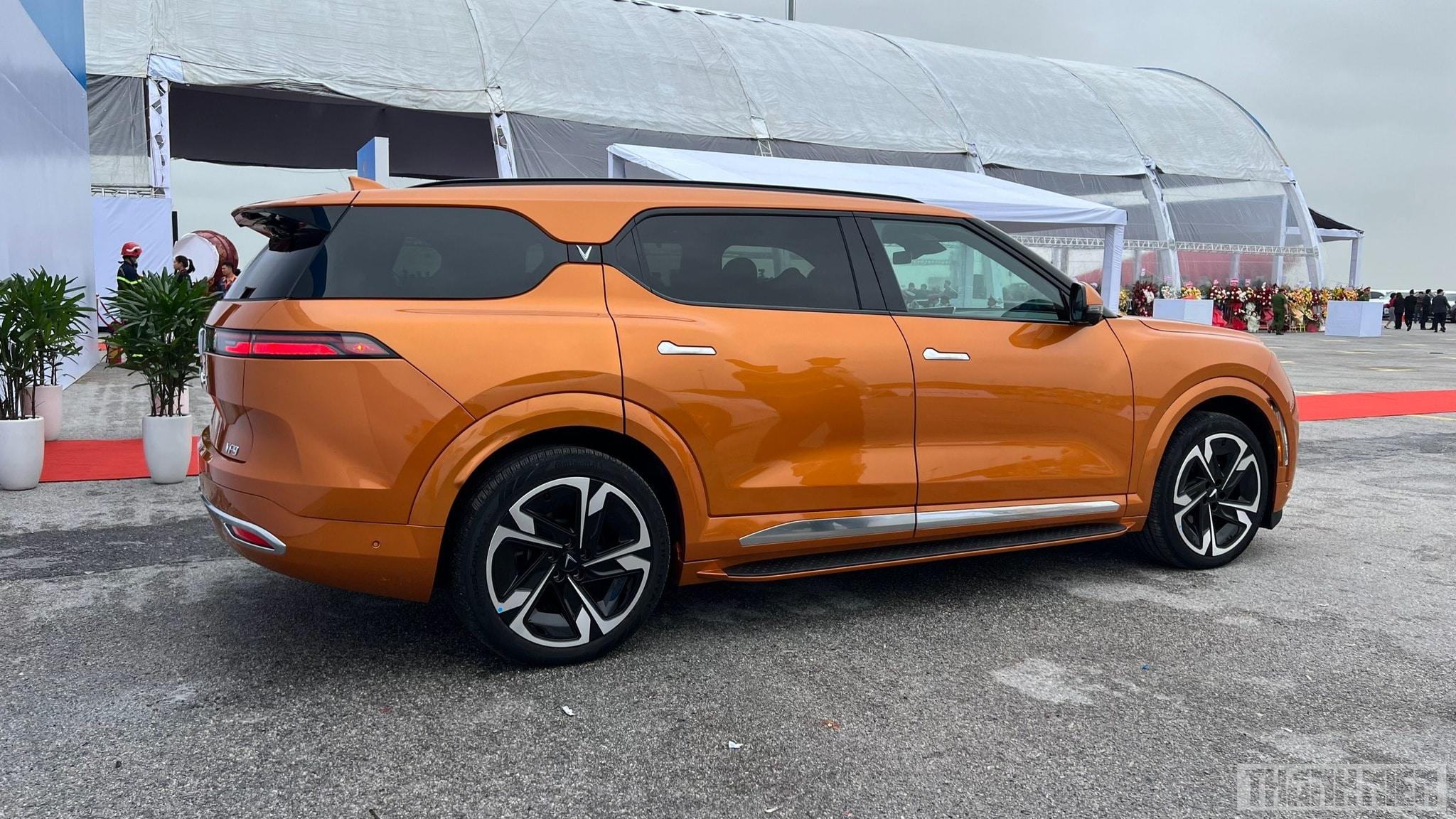 vinfast-vf9-2-2616 (1)