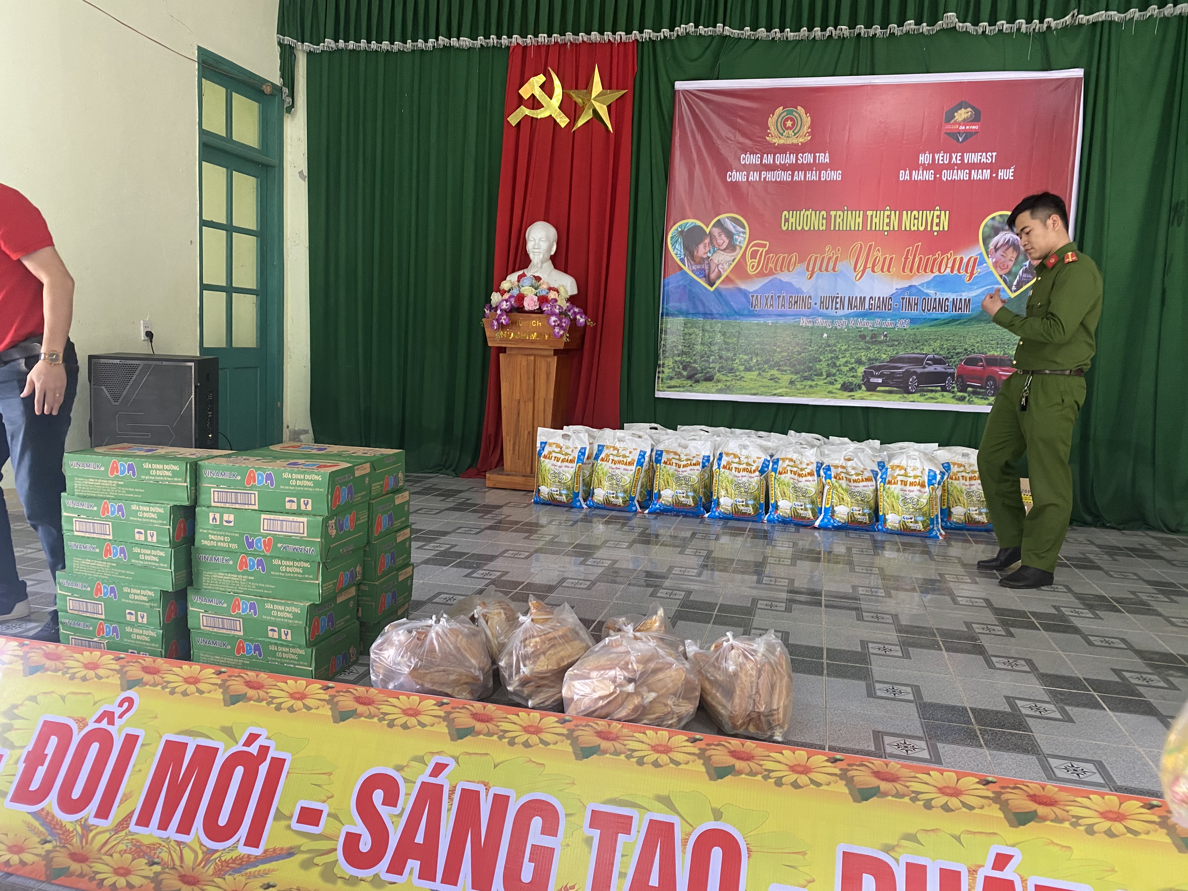 222EACE9-49B9-49B7-AEF3-05C6415DC65C