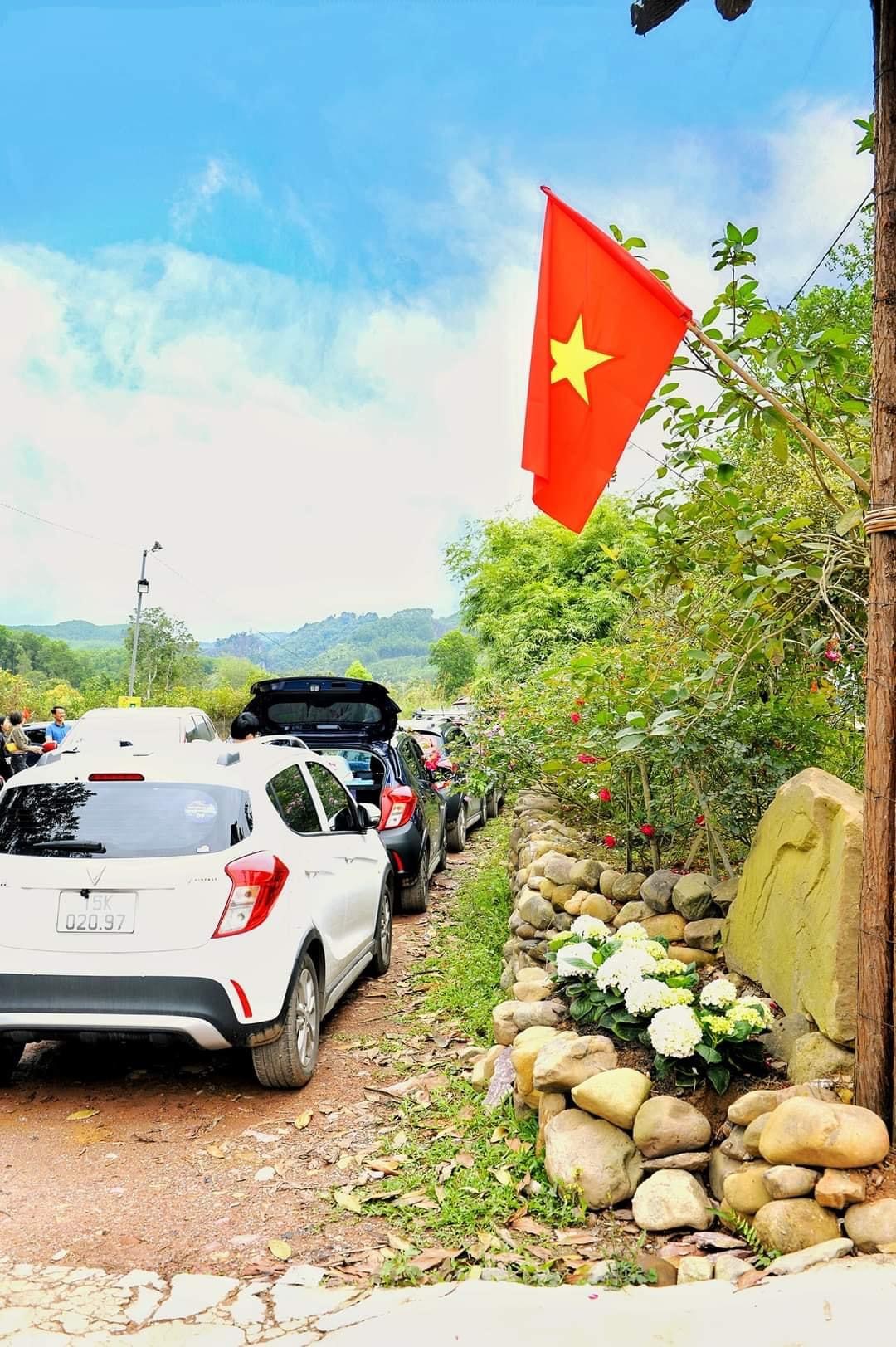 B1DC6737-B01F-4AAF-AE8A-9D5D7B816982