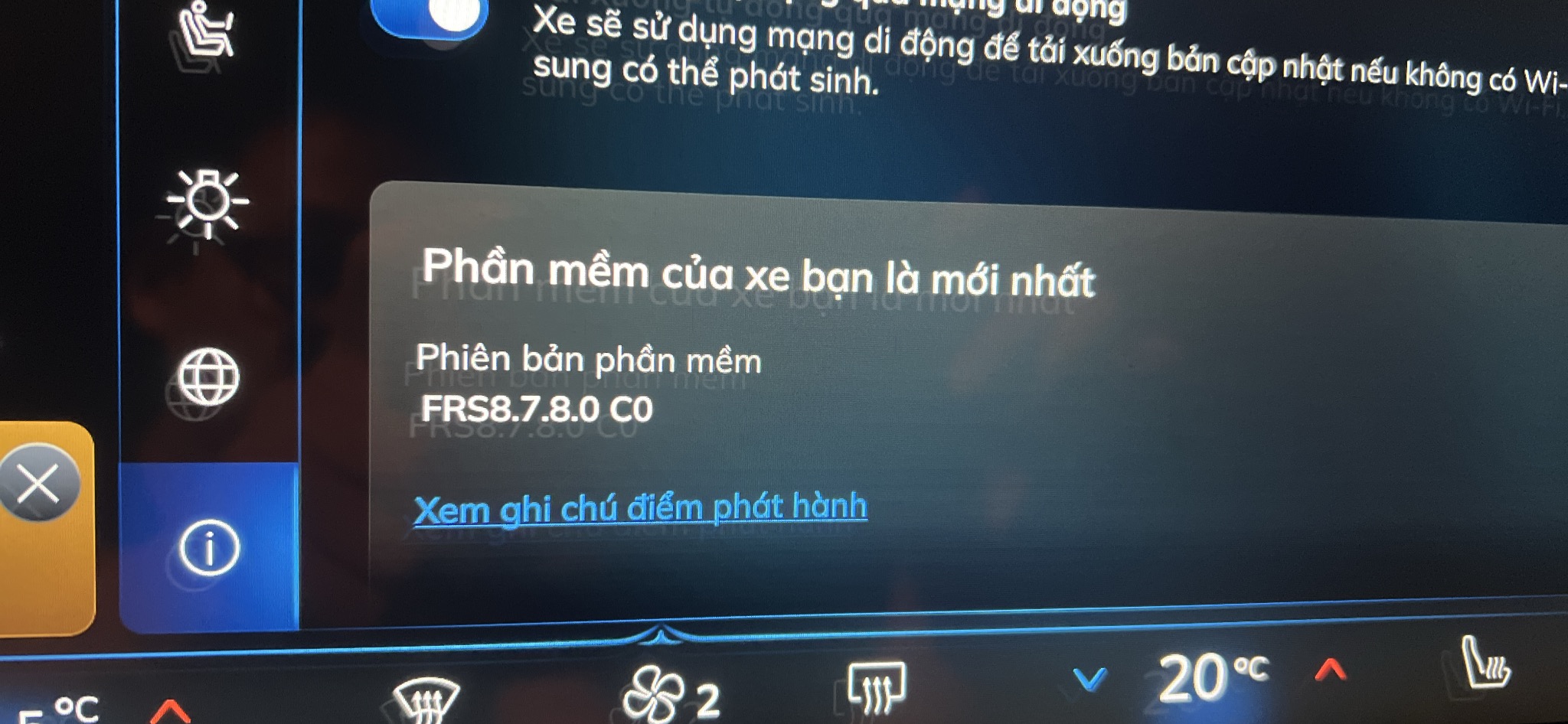 78284520-52AC-449F-8729-13E137880349