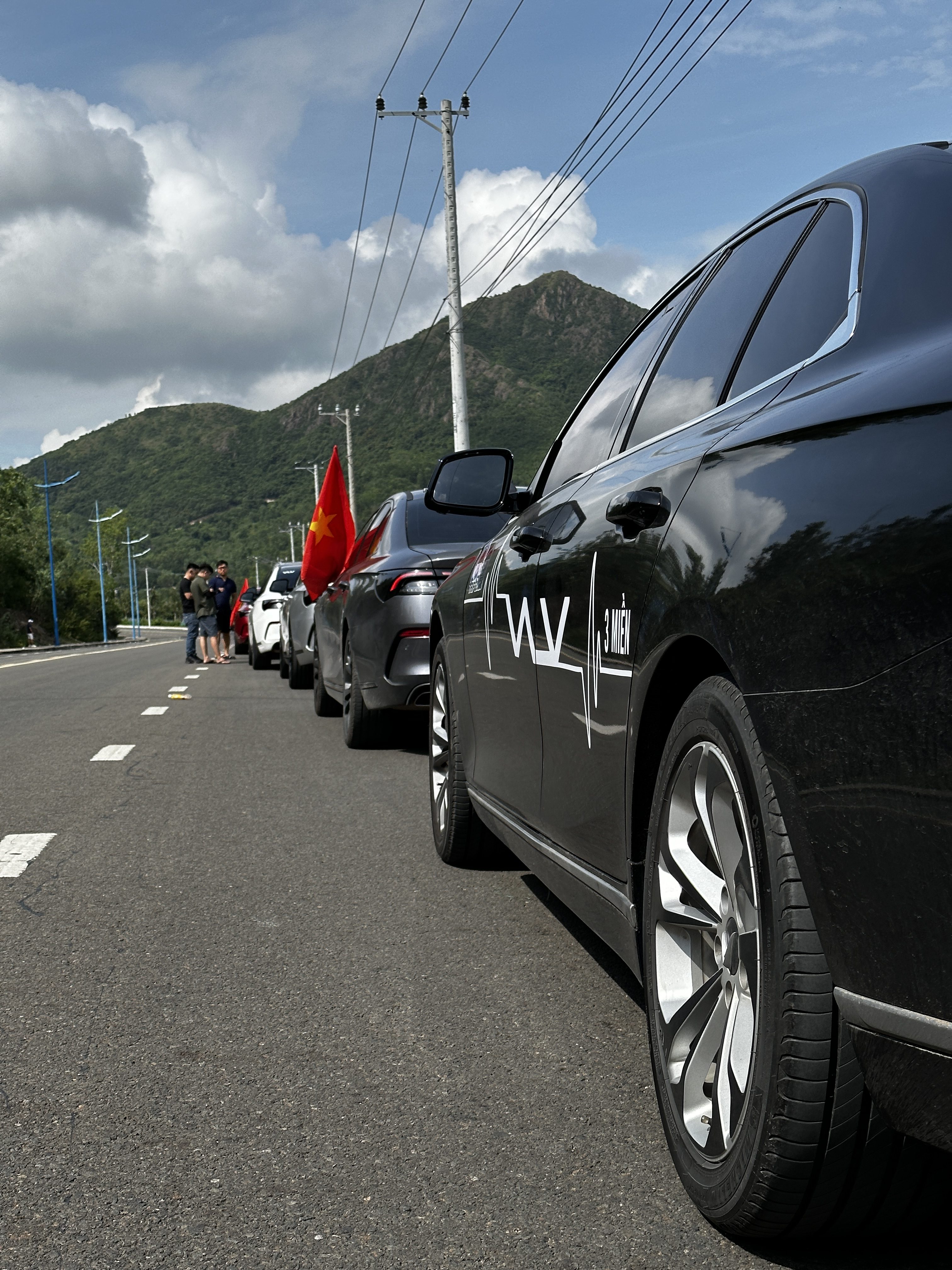 55D27F7B-13CB-417D-B74D-982411BFB16A