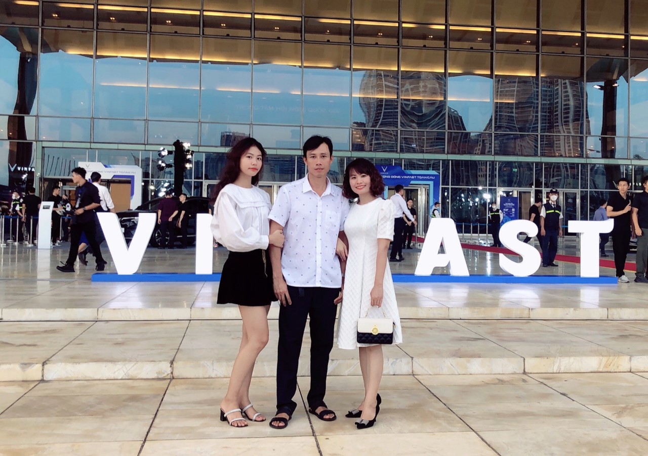 9be4c1025aa688f8d1b73