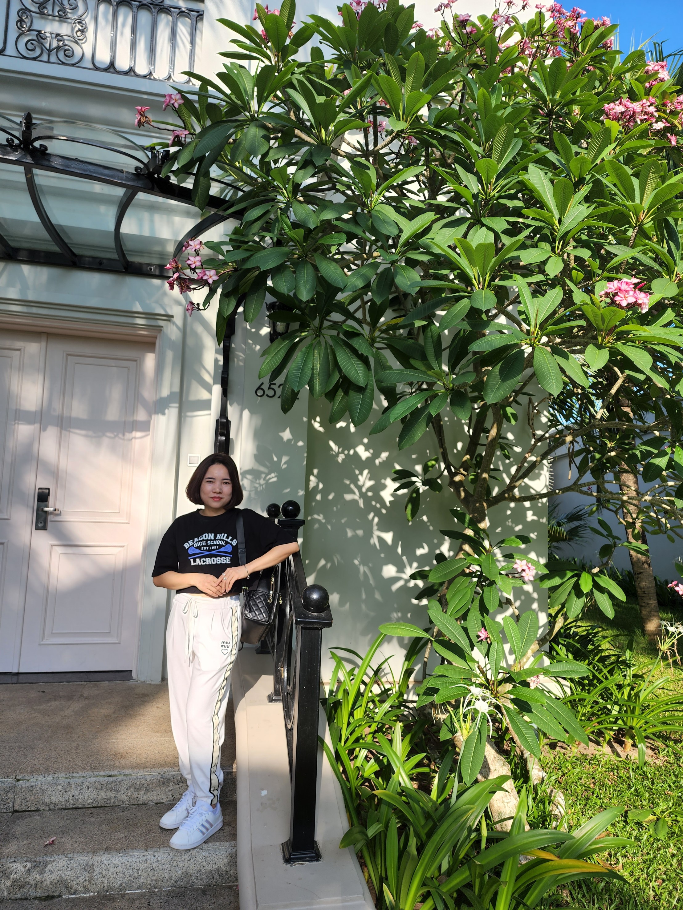 18731BE5-EE07-4DF8-AAA2-D8719121C0BC