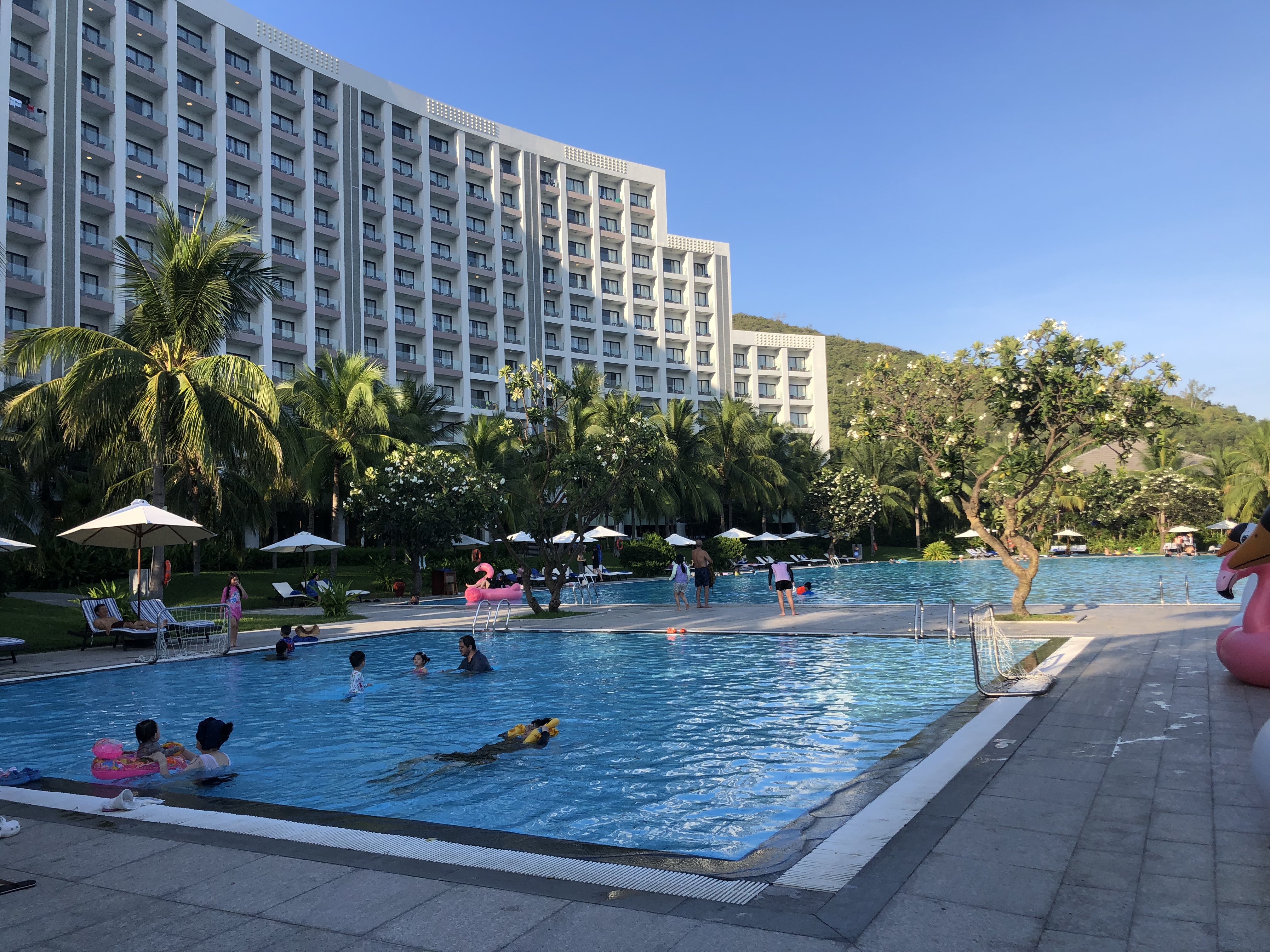 F1FF8353-8769-4F42-9FDA-00DA75413BE3