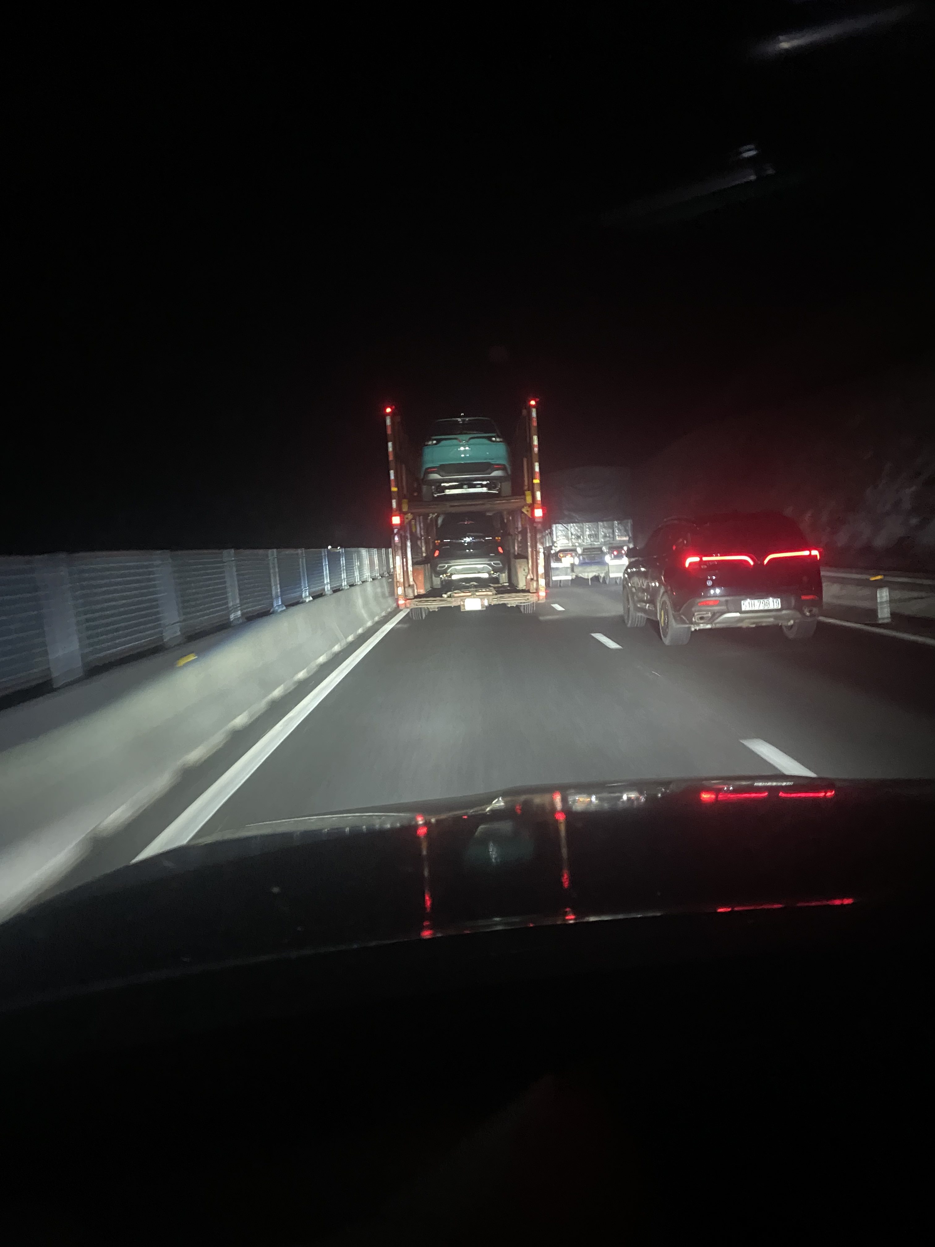 8E2D648B-5AAE-43C2-A5DA-D3B52F330C02