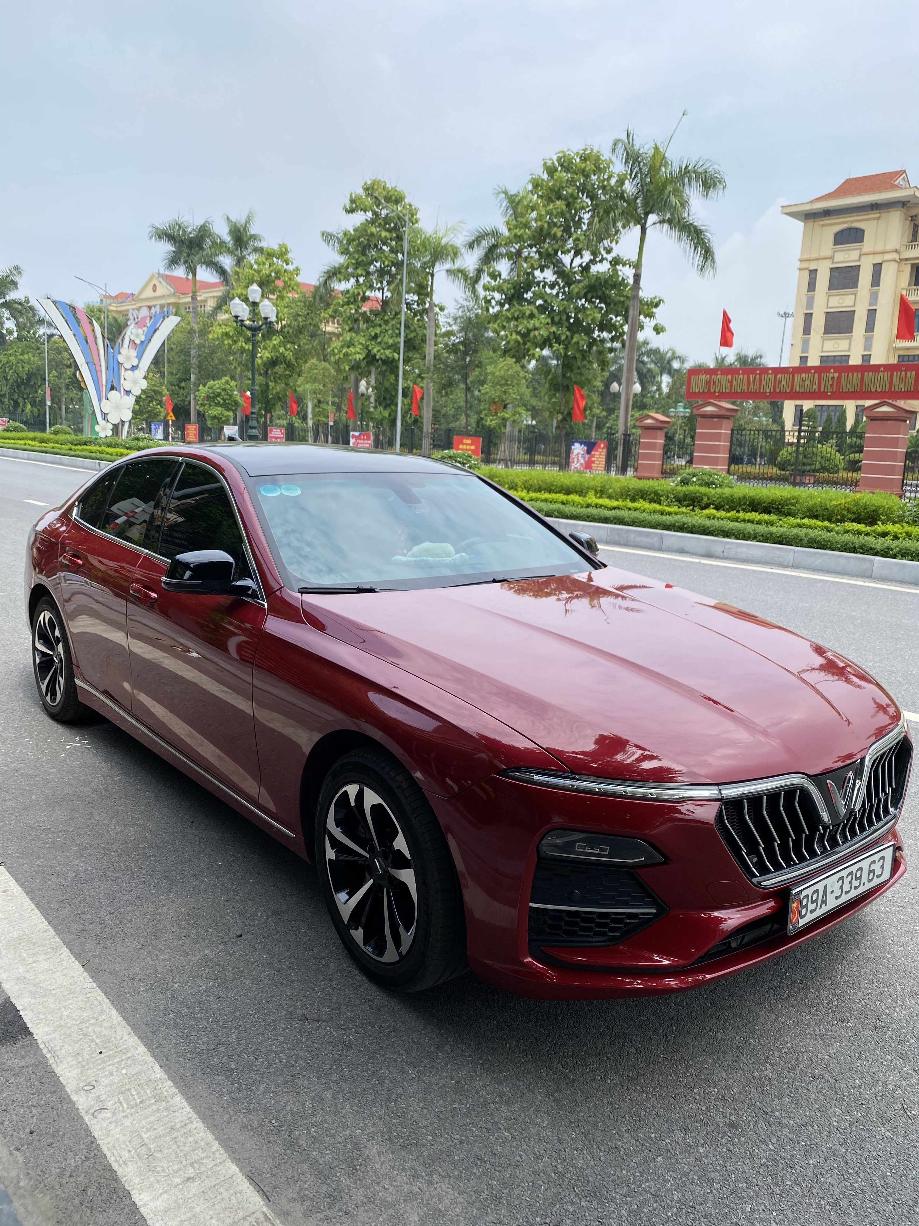 976BDE80-E9A3-4CE9-BE96-00D3FCA274A2