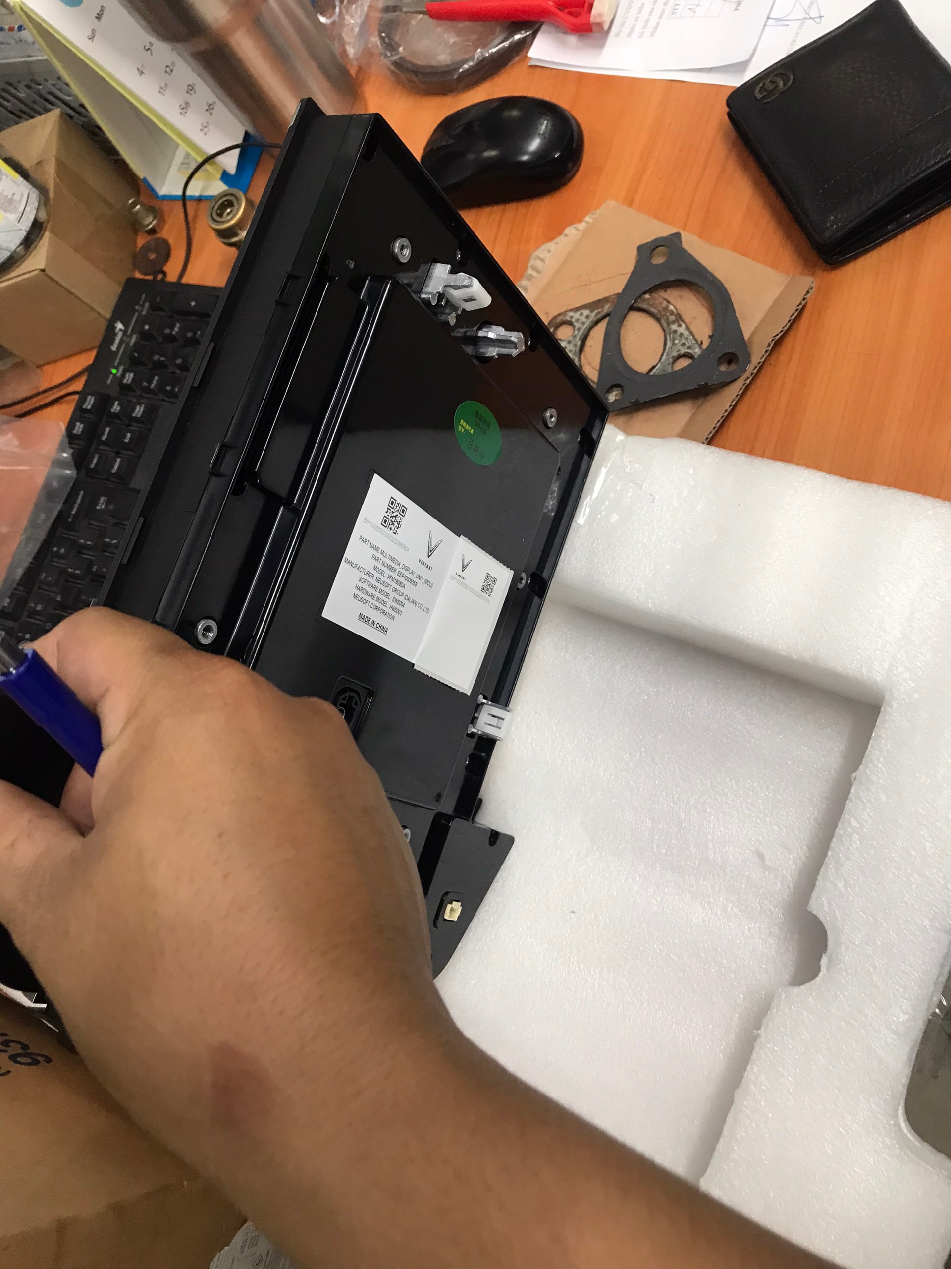 7EF2D820-B864-435F-97BD-AEEF3E1EFC01