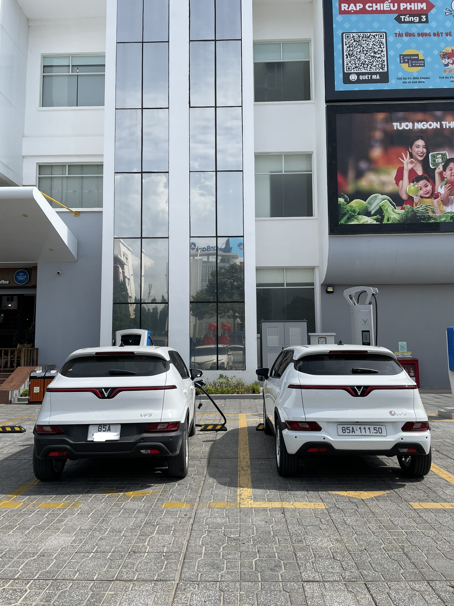 1DCDDA1F-5A20-4895-AB32-049D987D5B01