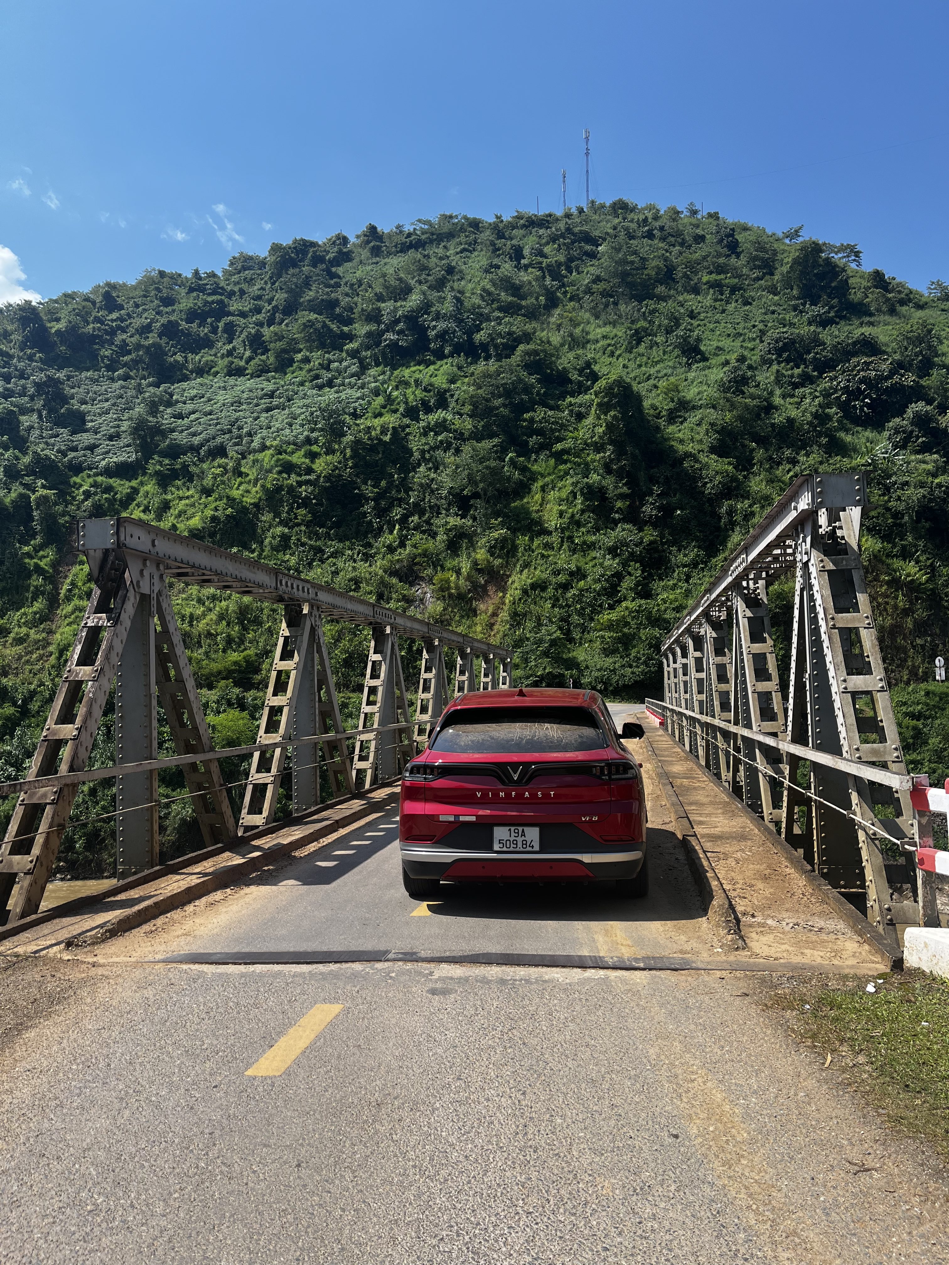 889DAE25-1F0A-46D4-9304-2C6BA61B81A2